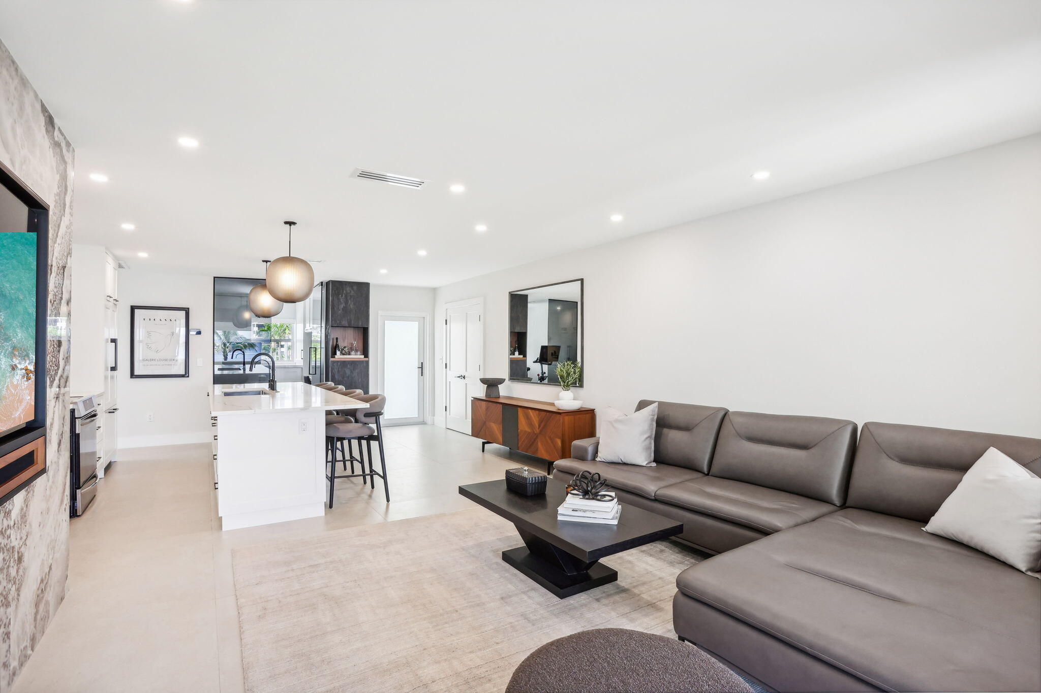 3401 S Ocean Boulevard 6