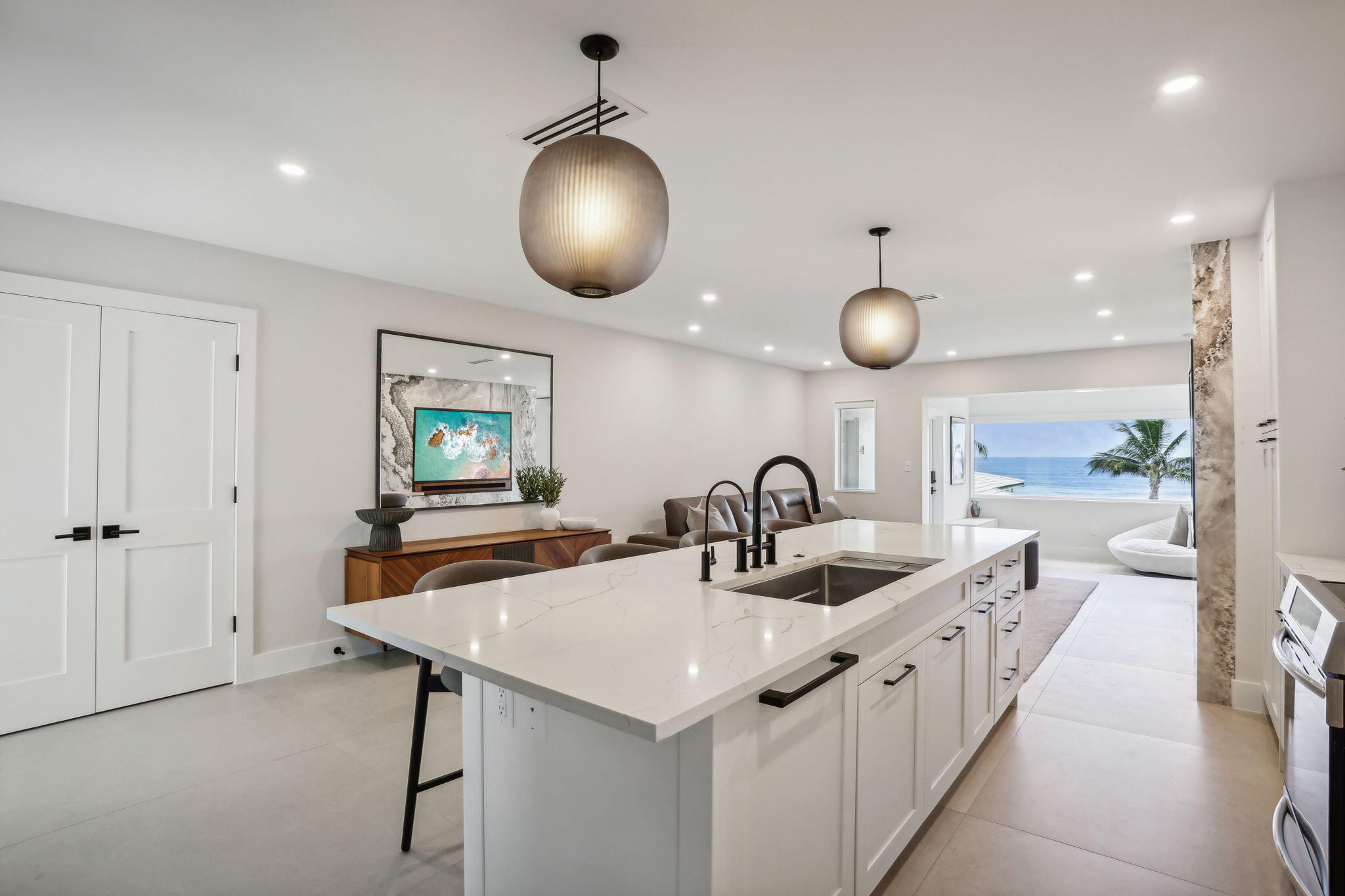 3401 S Ocean Boulevard 6