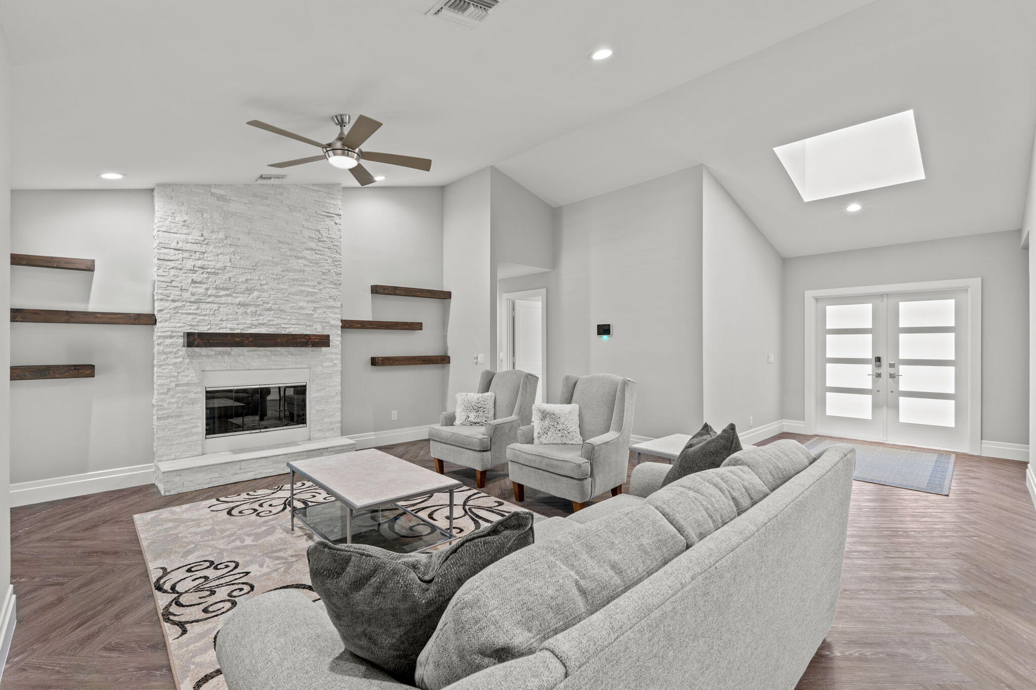 21059 Sweetwater Lane N