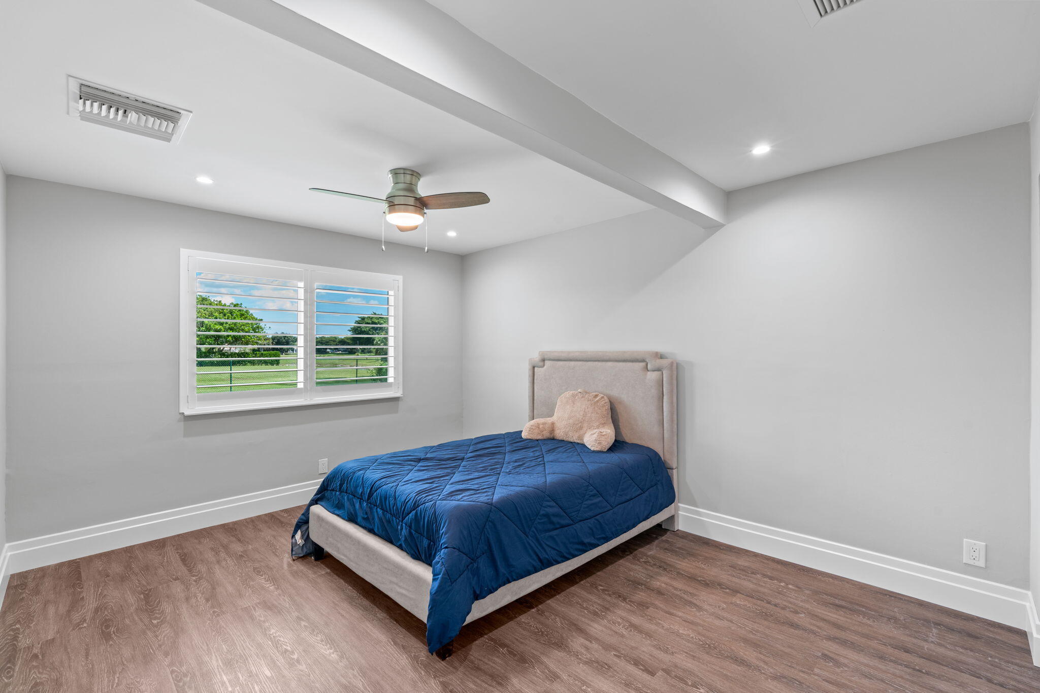 21059 Sweetwater Lane N