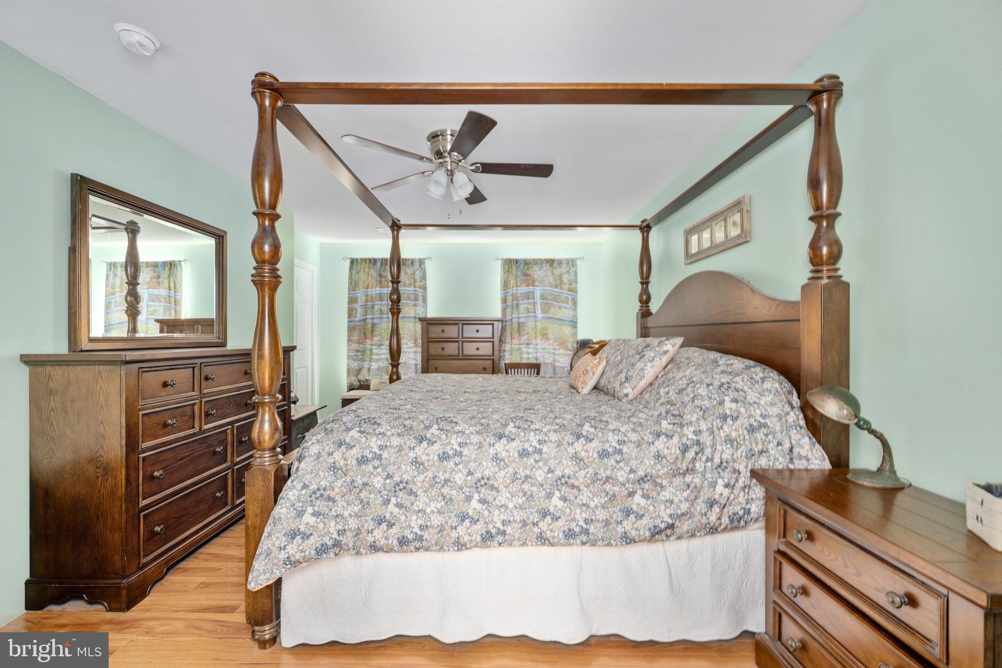 4098 FERN COURT