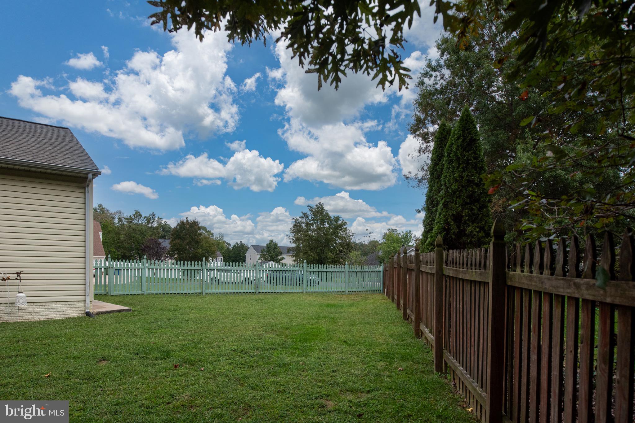 4098 FERN COURT