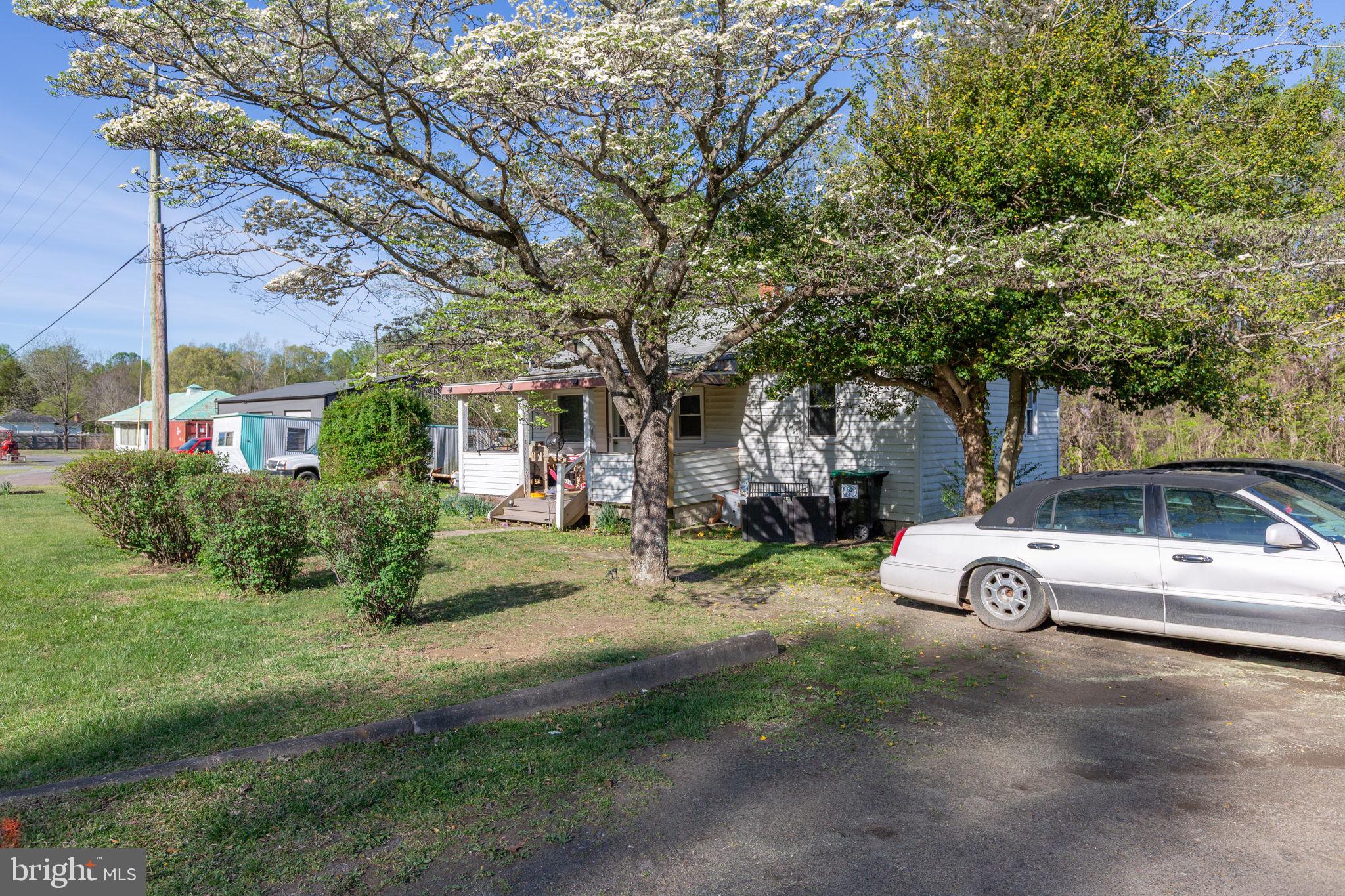 8294 and 8286 JAMES MADISON PARKWAY