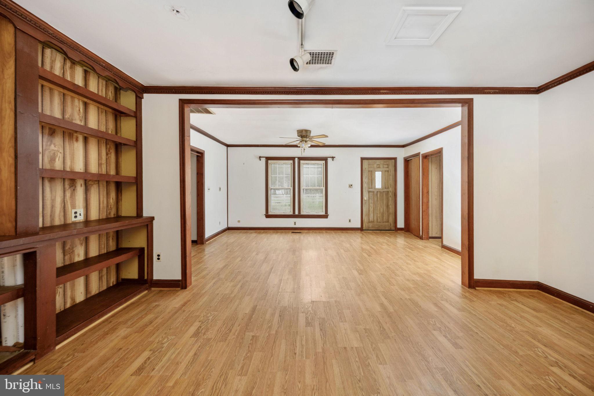 1881 FAIRPORT RD
