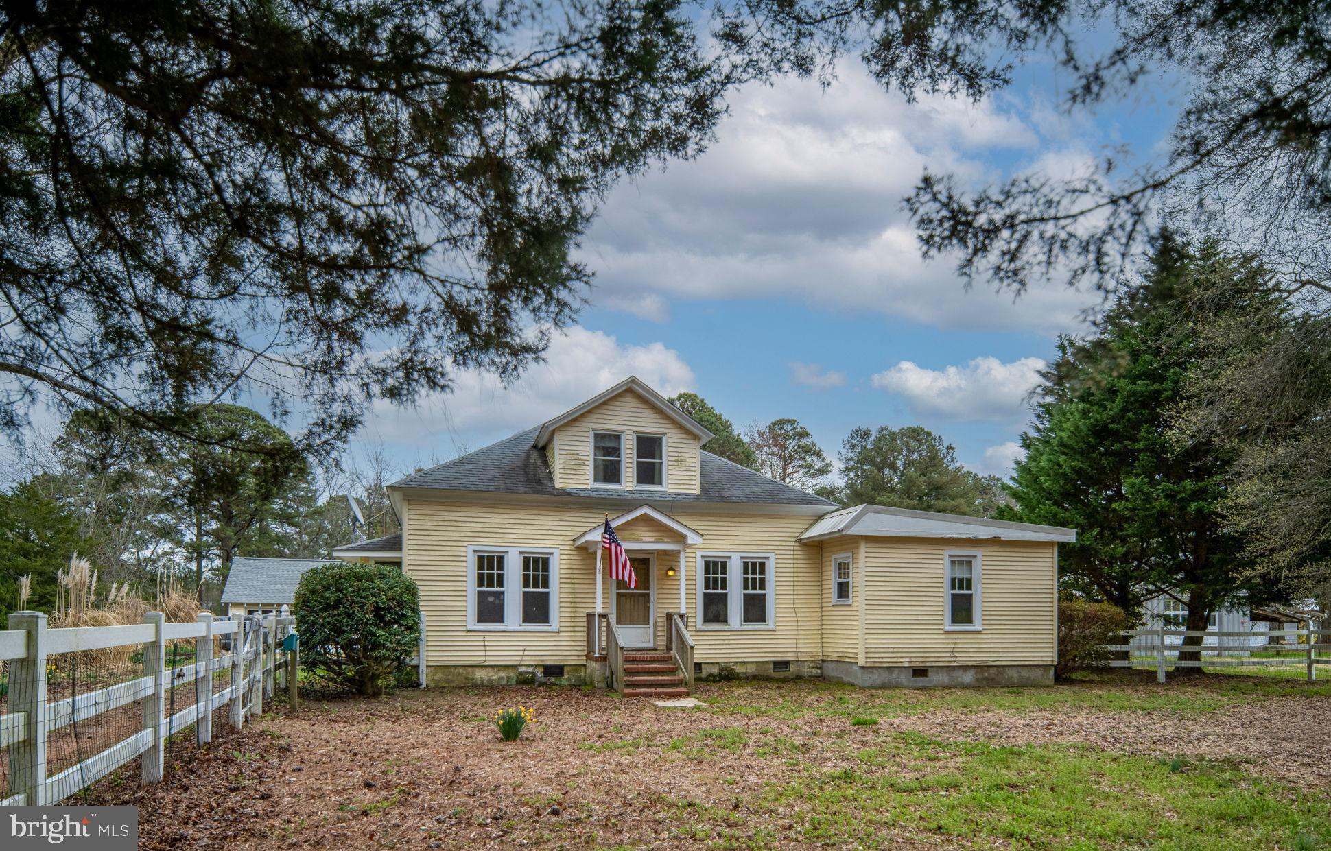 1881 FAIRPORT RD