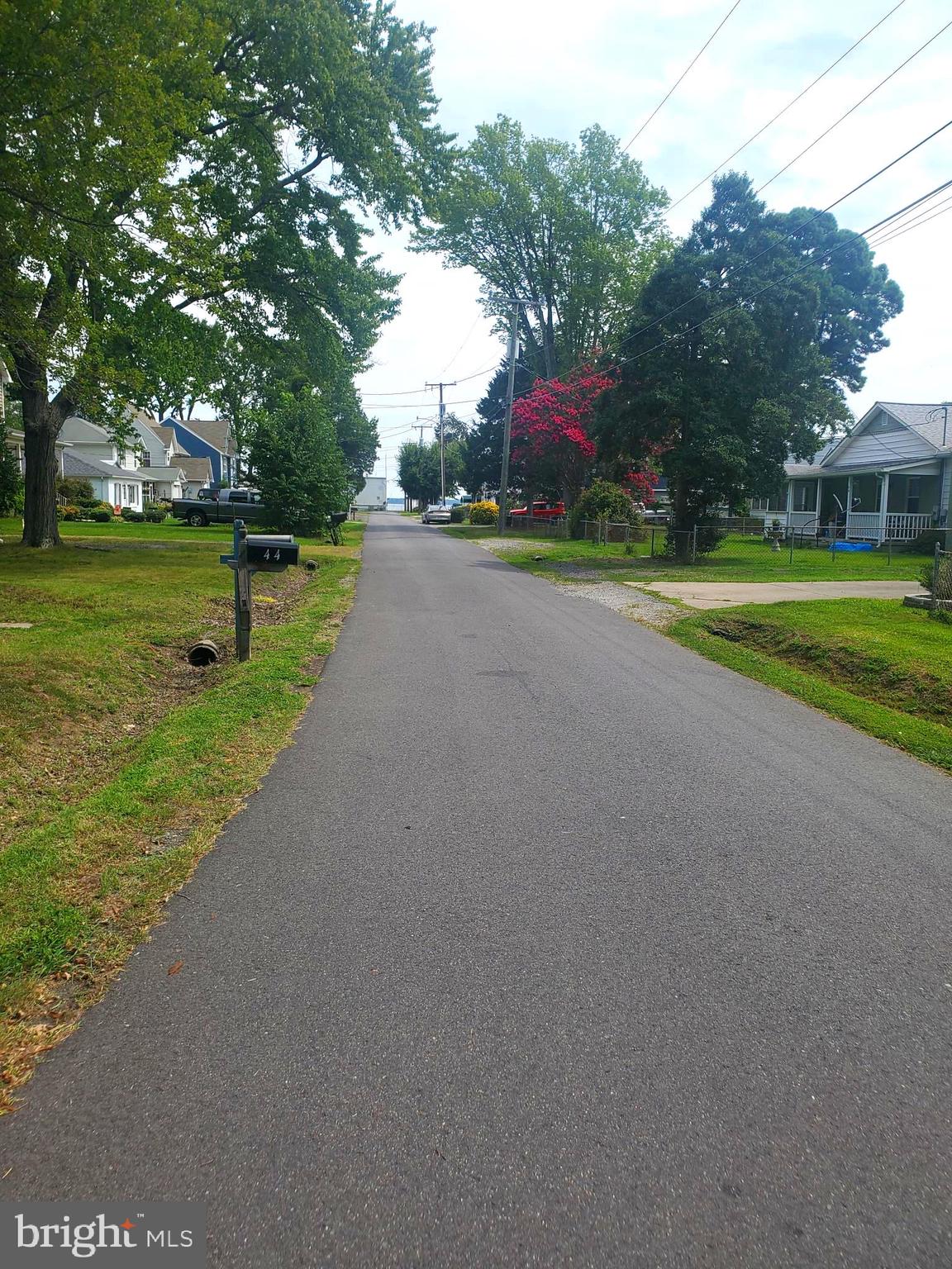 Lots 2-4 9th St