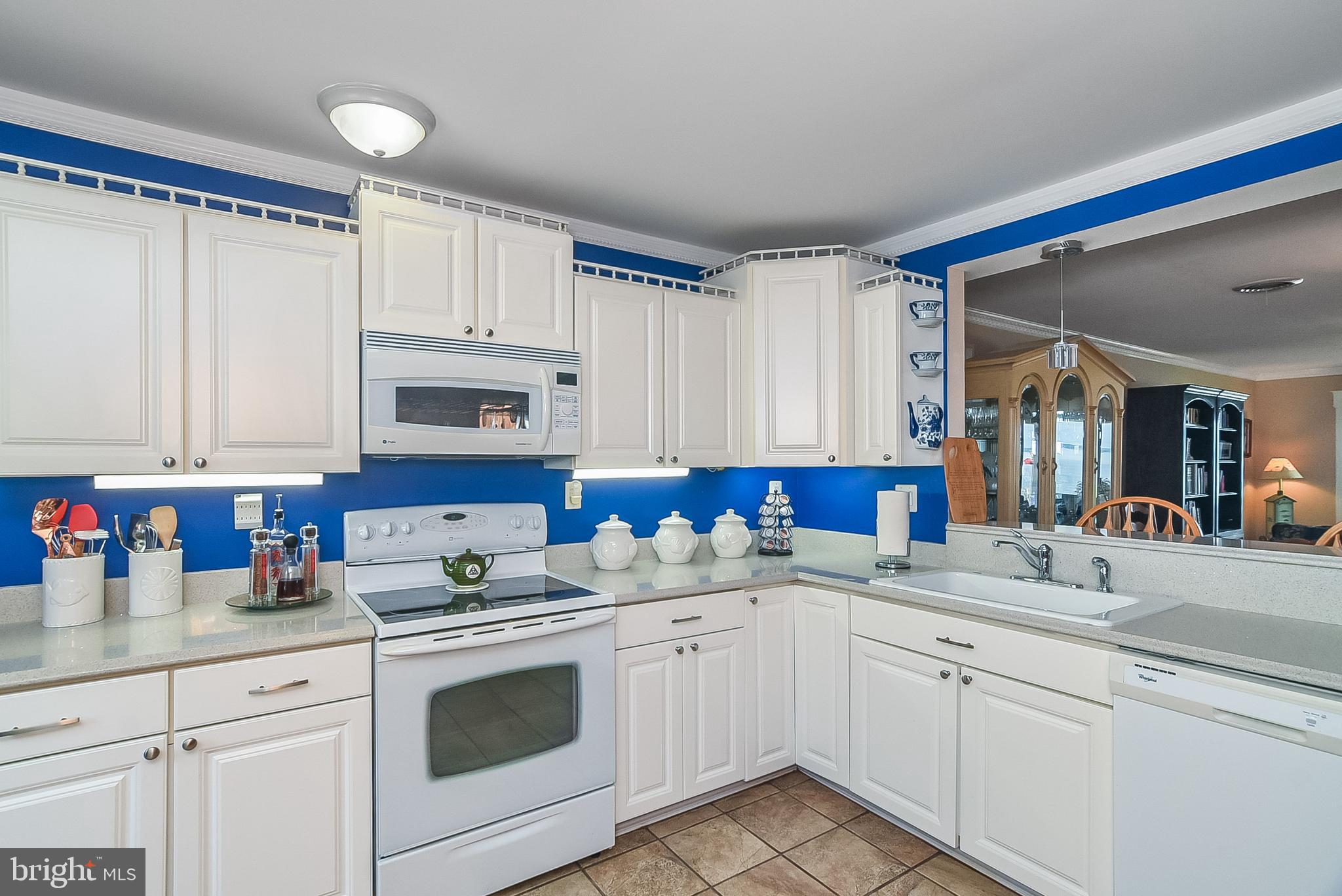 121 Riverview Cir