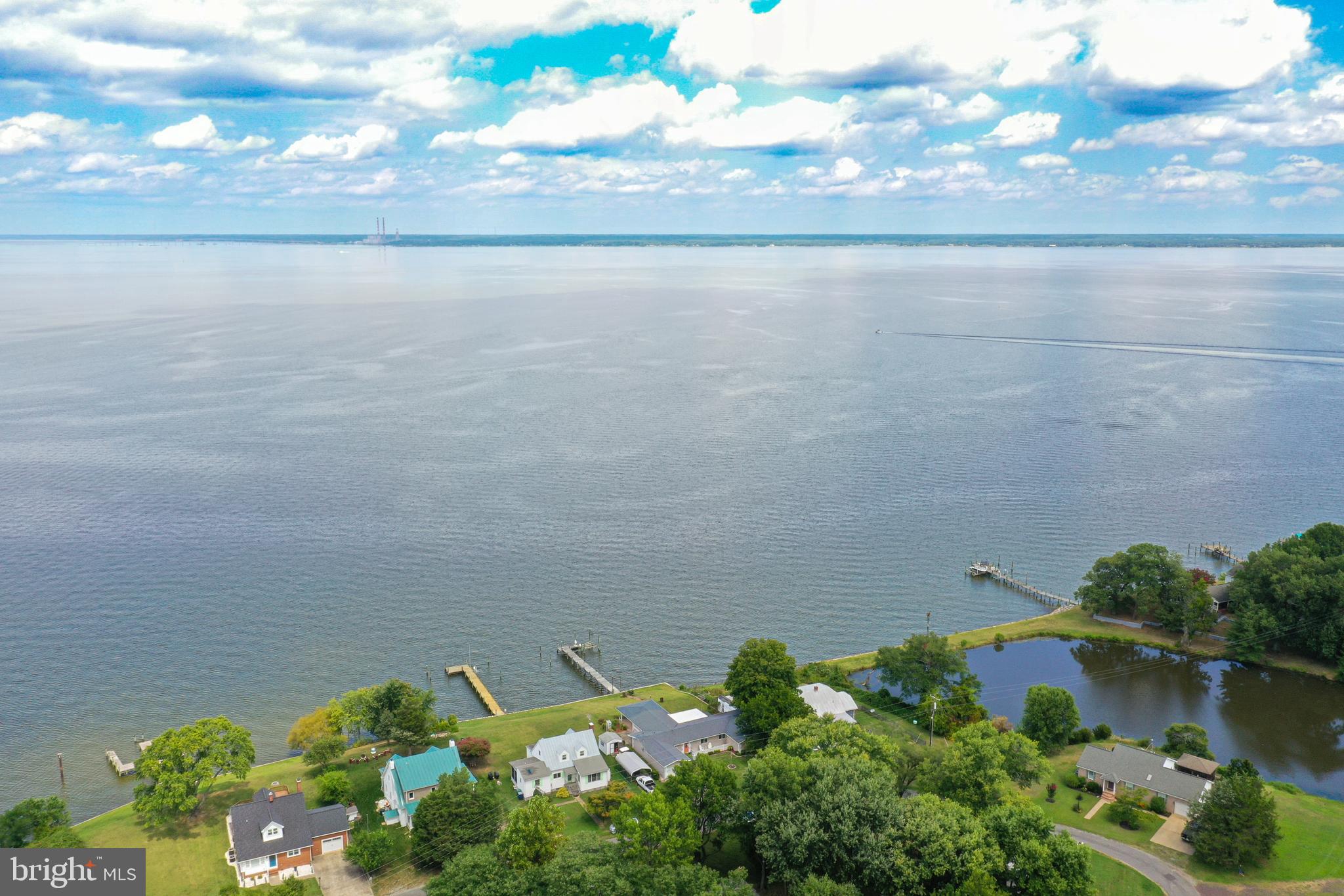 121 Riverview Cir