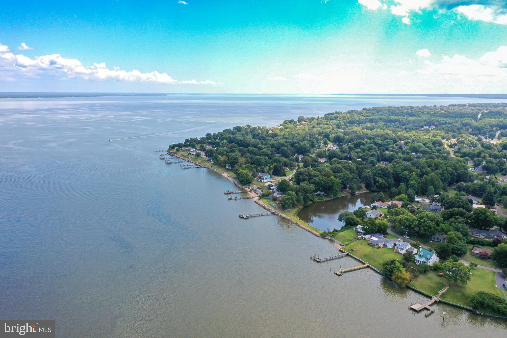 121 Riverview Cir