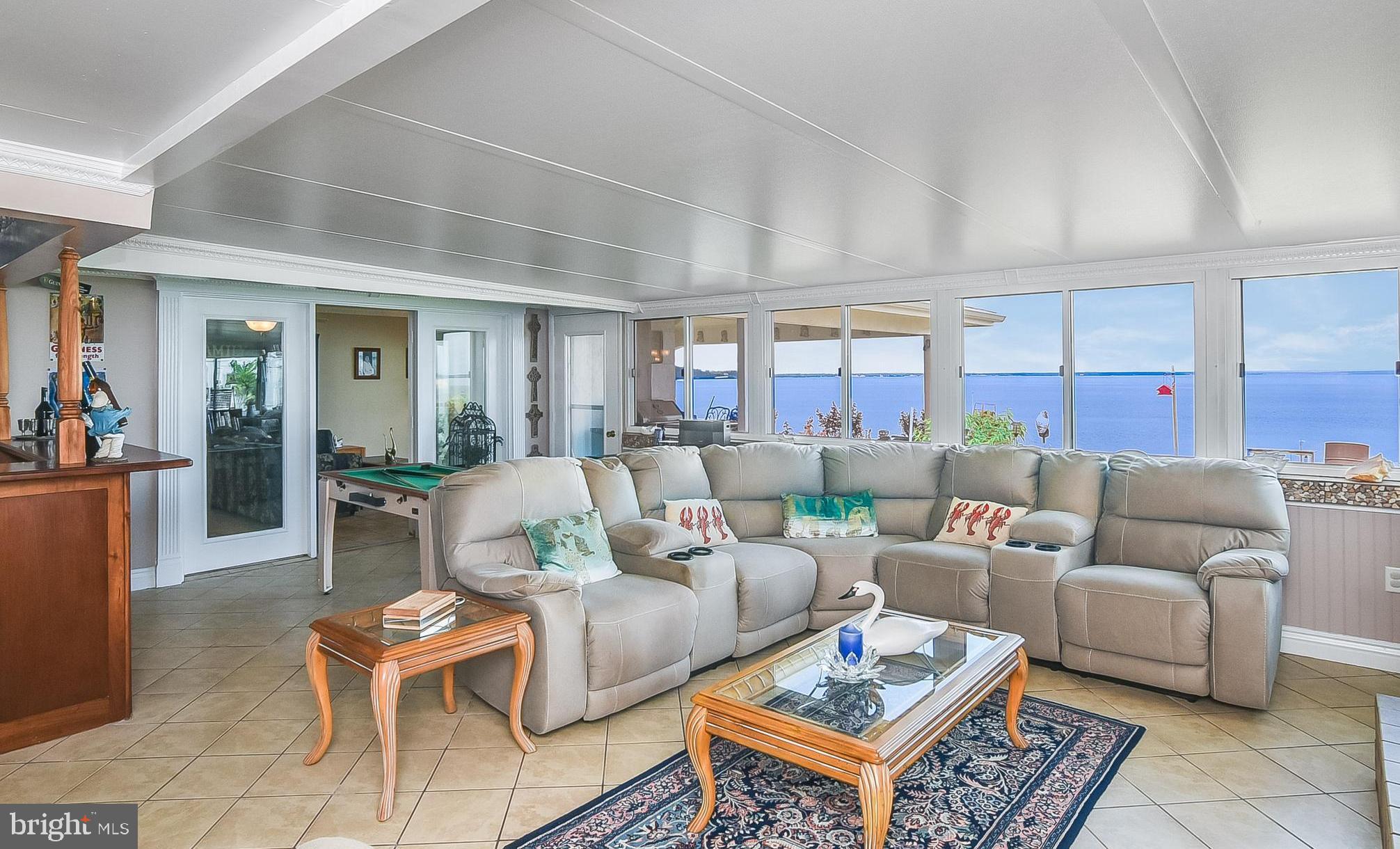 121 Riverview Cir