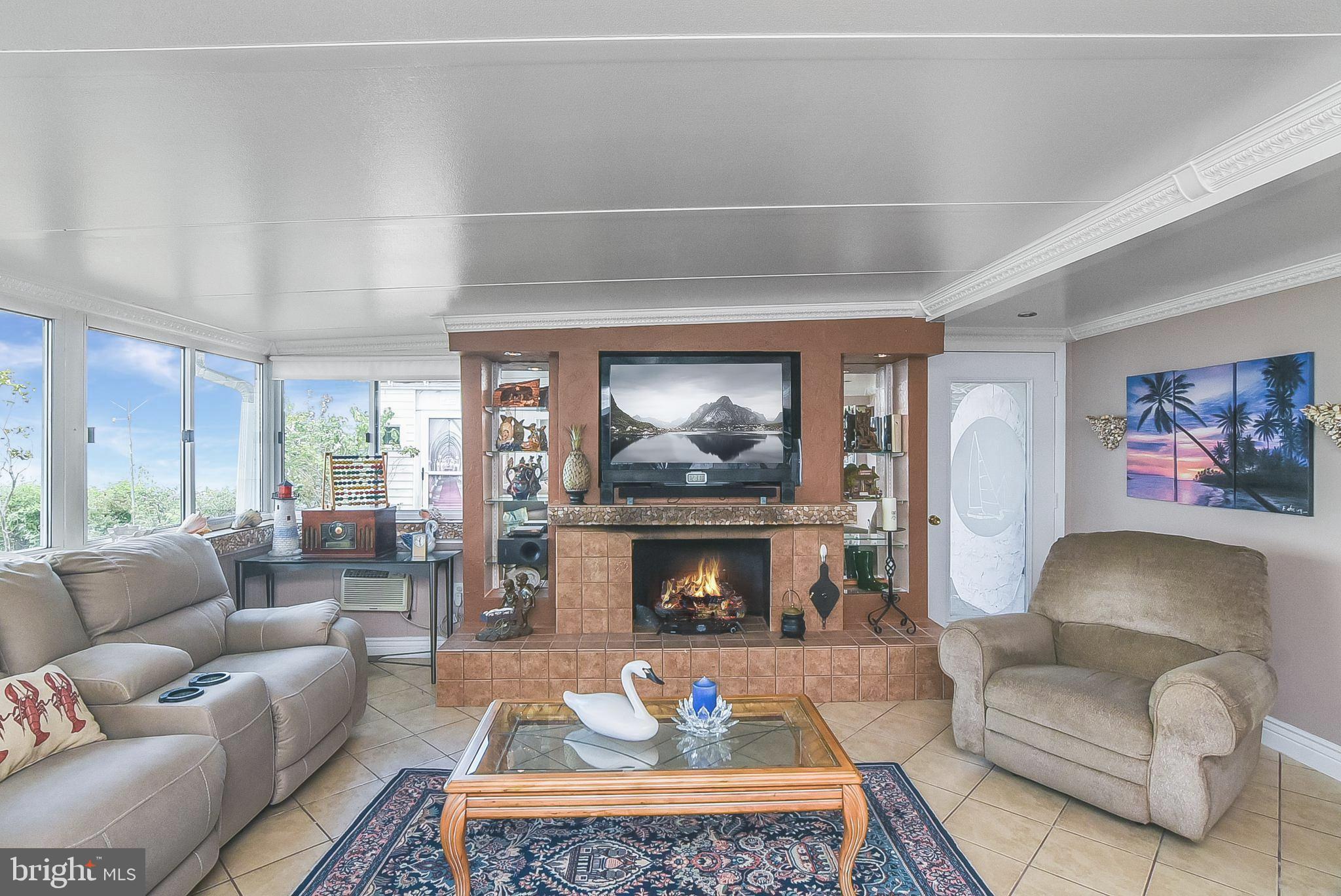 121 Riverview Cir