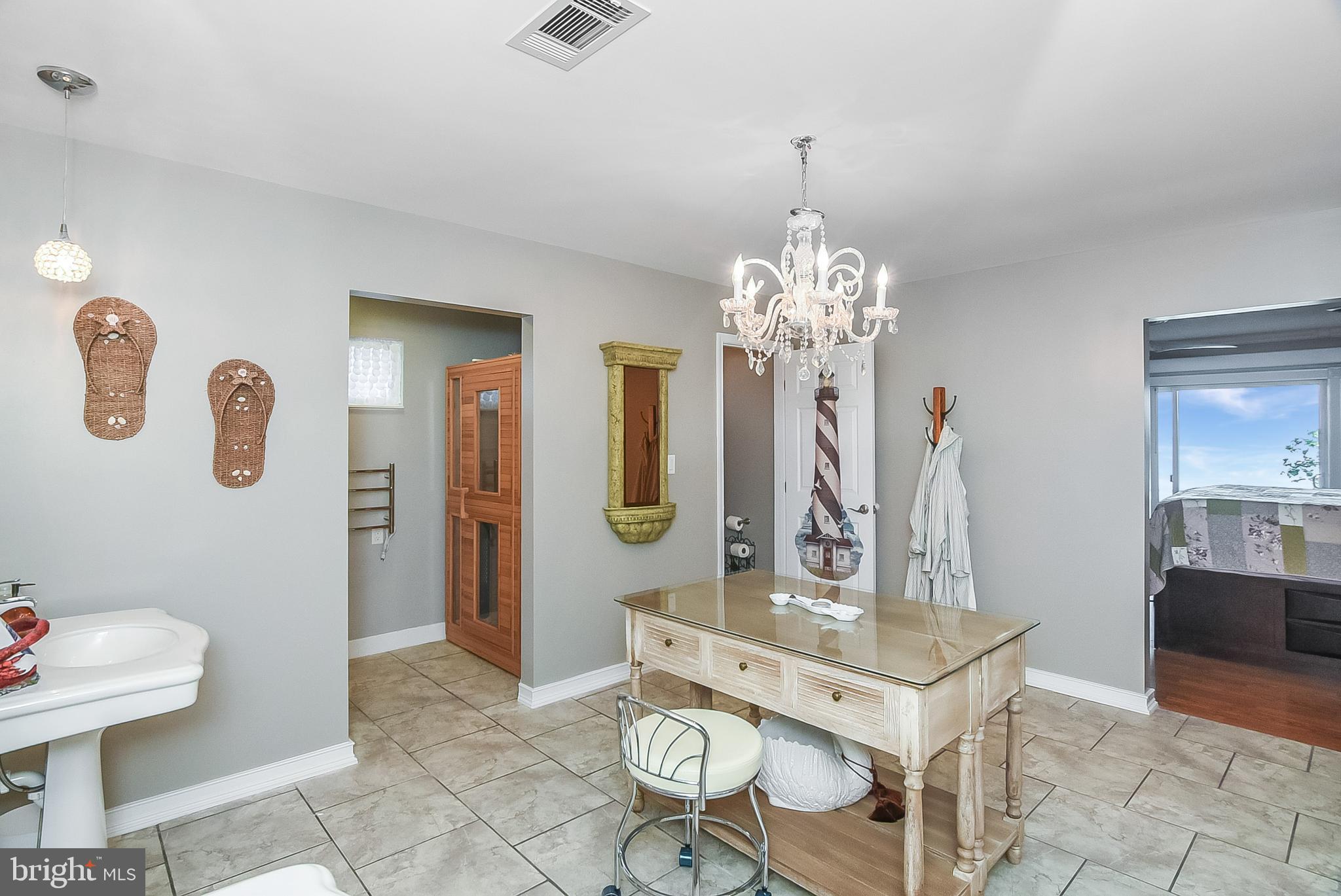121 Riverview Cir