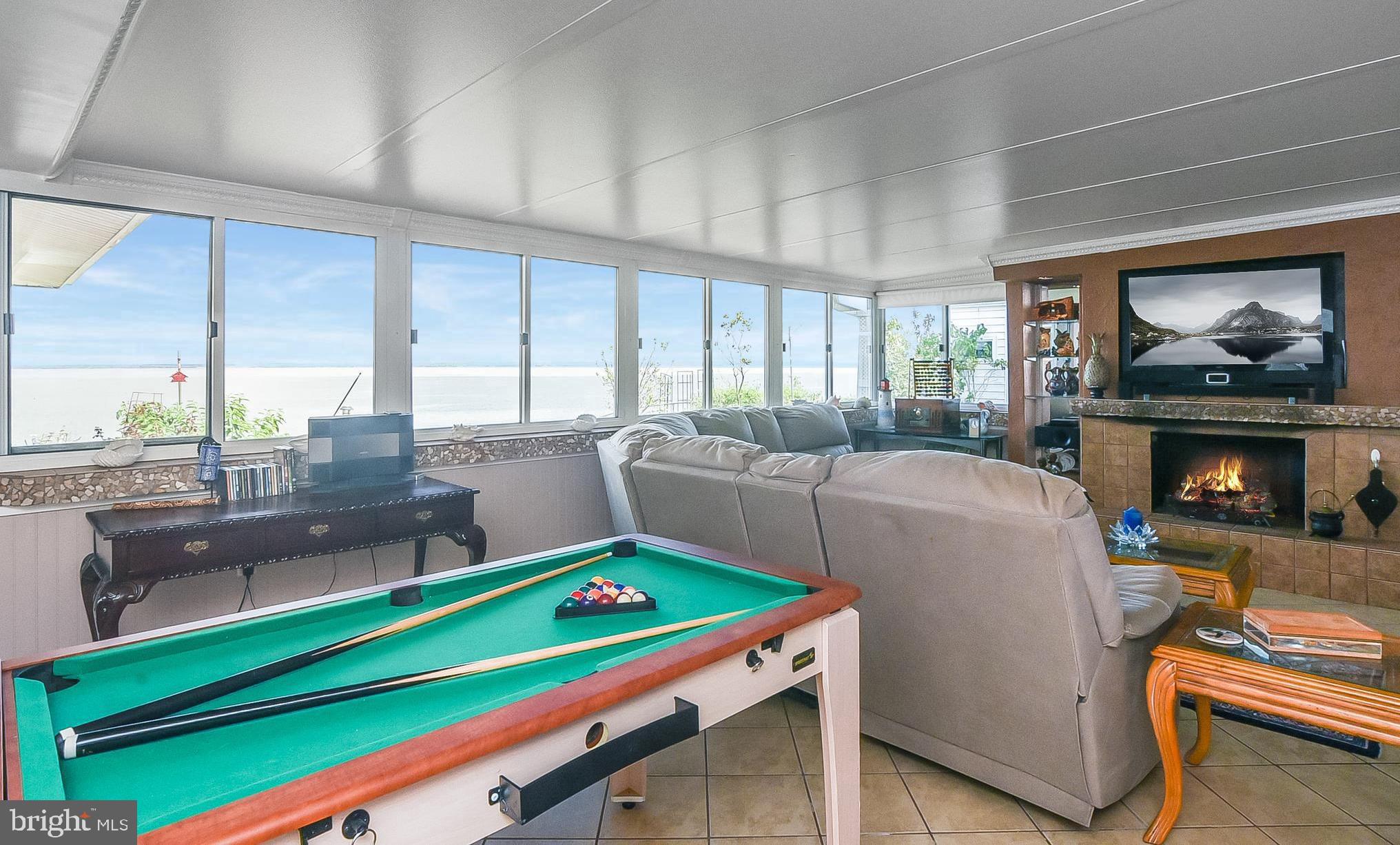 121 Riverview Cir