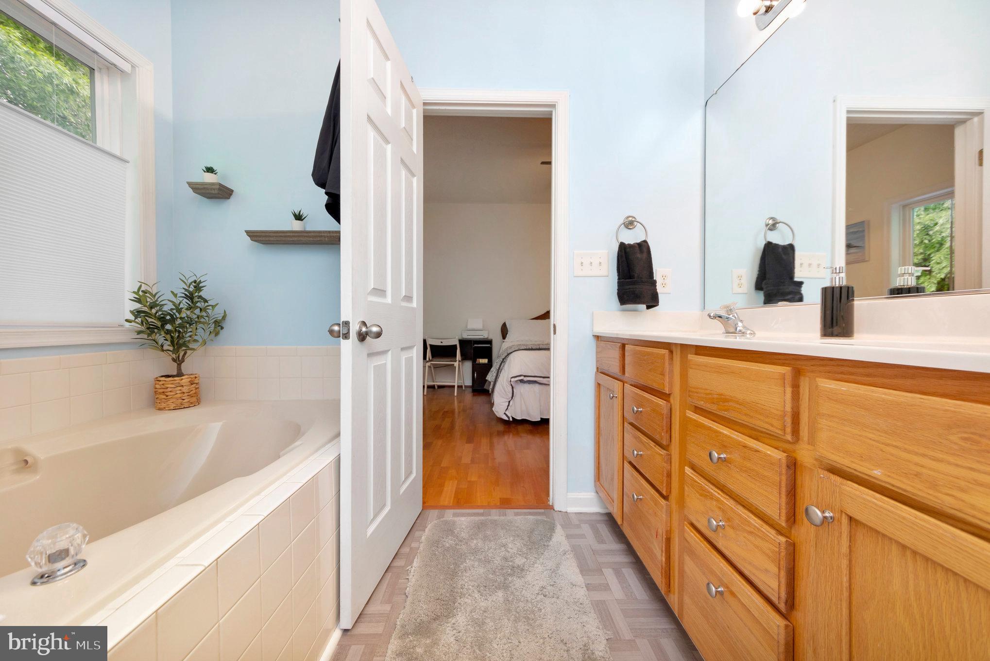 225 Dogwood Ave