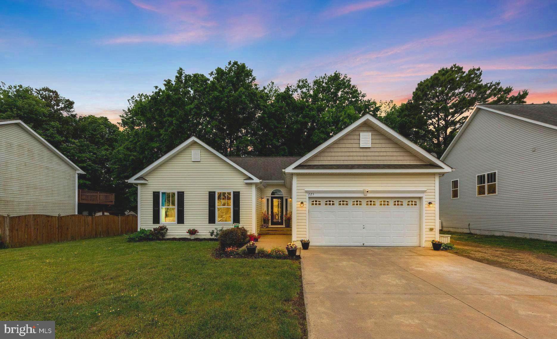 225 Dogwood Ave