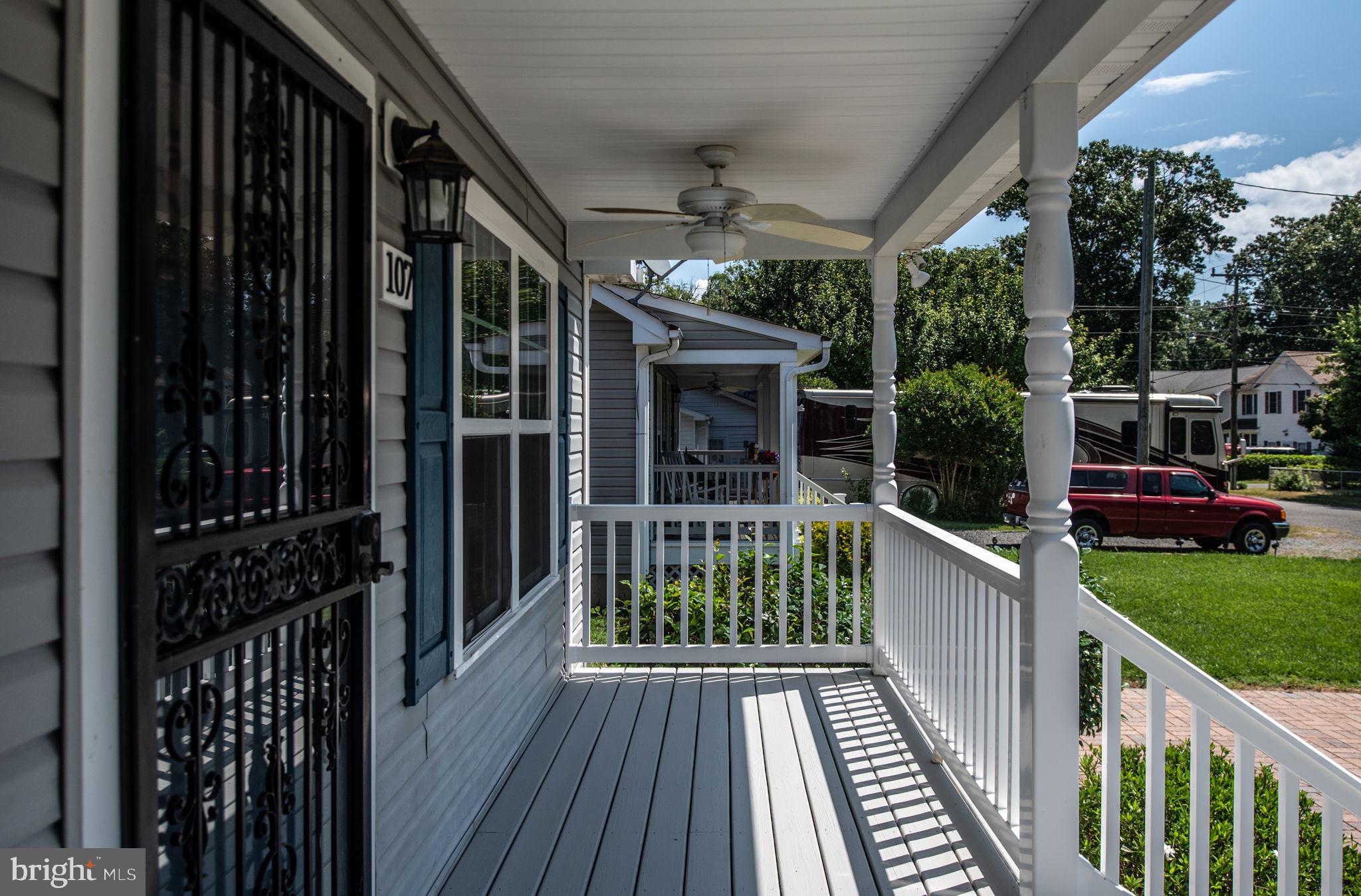 107 2nd St