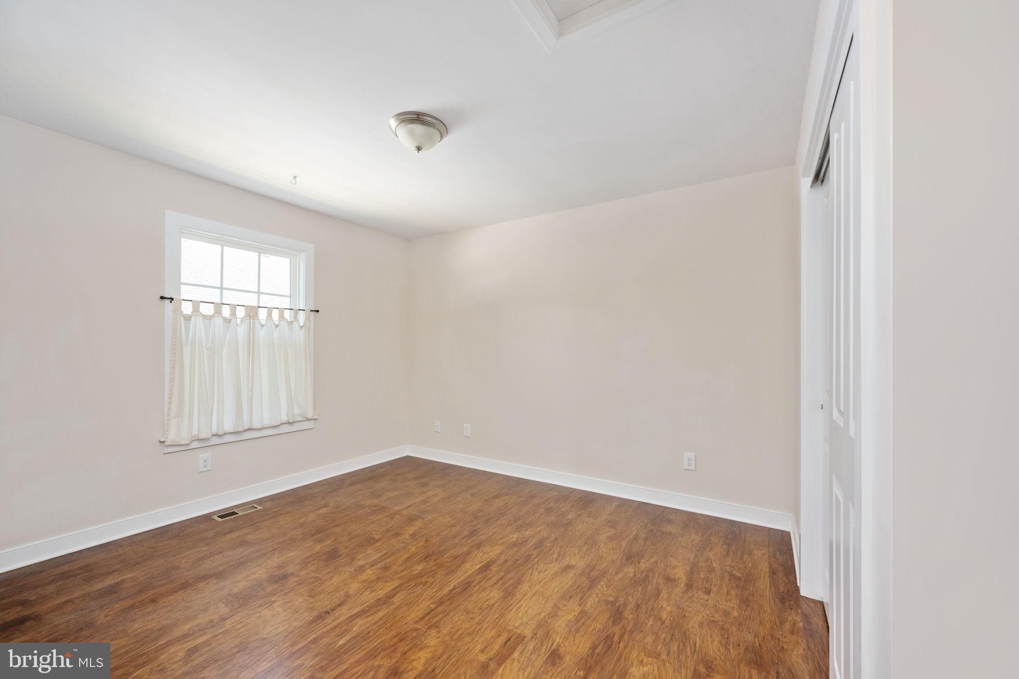 107 2nd St