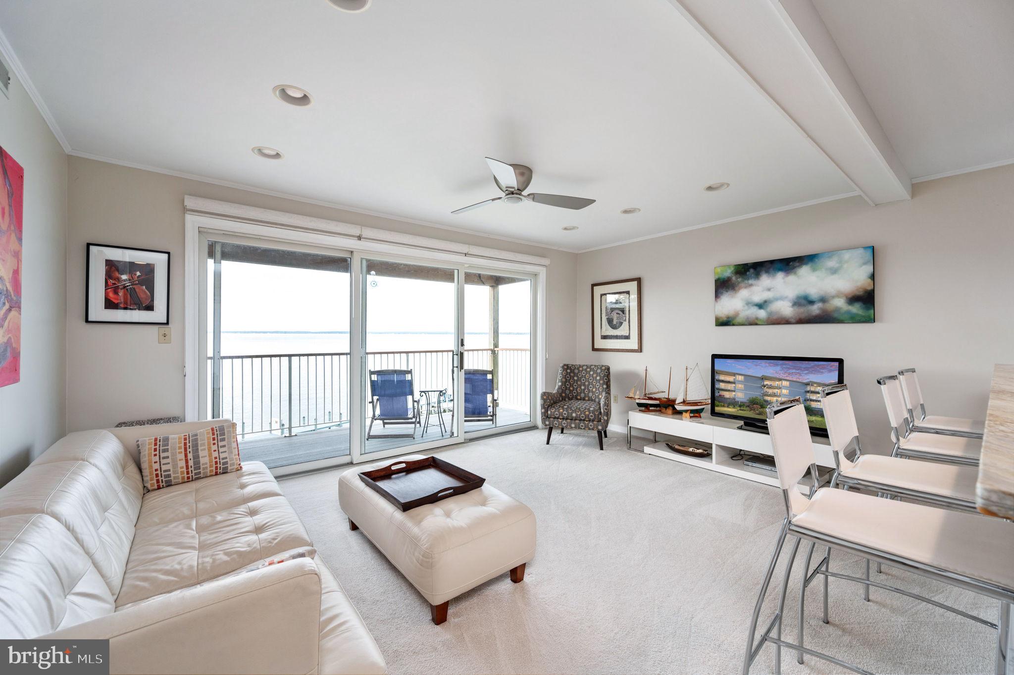 17 Lincoln Ave #304