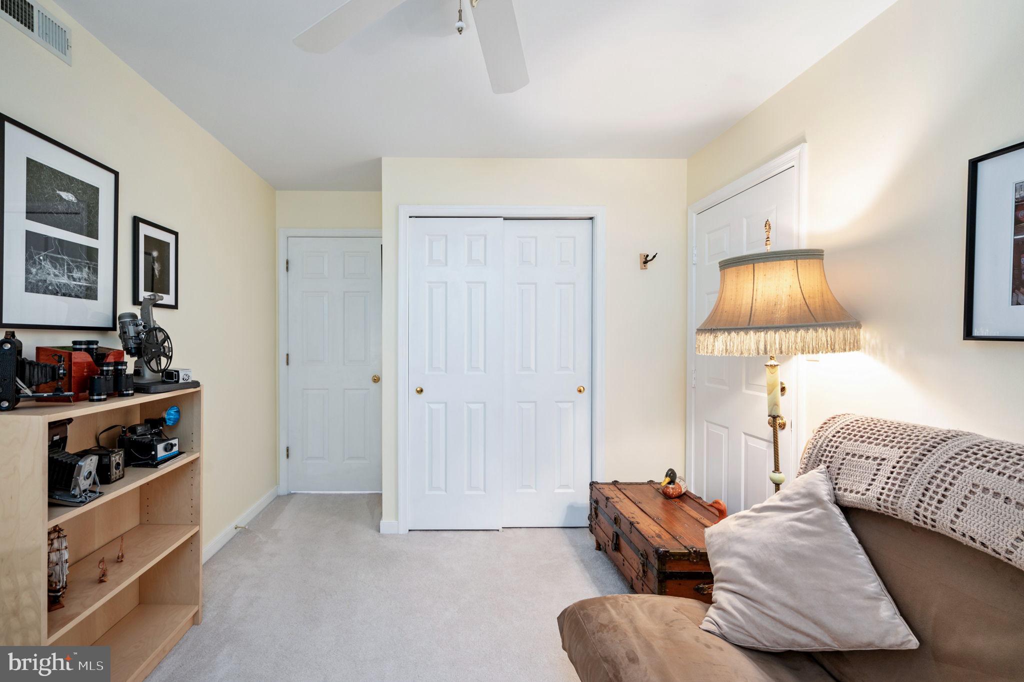 17 Lincoln Ave #304