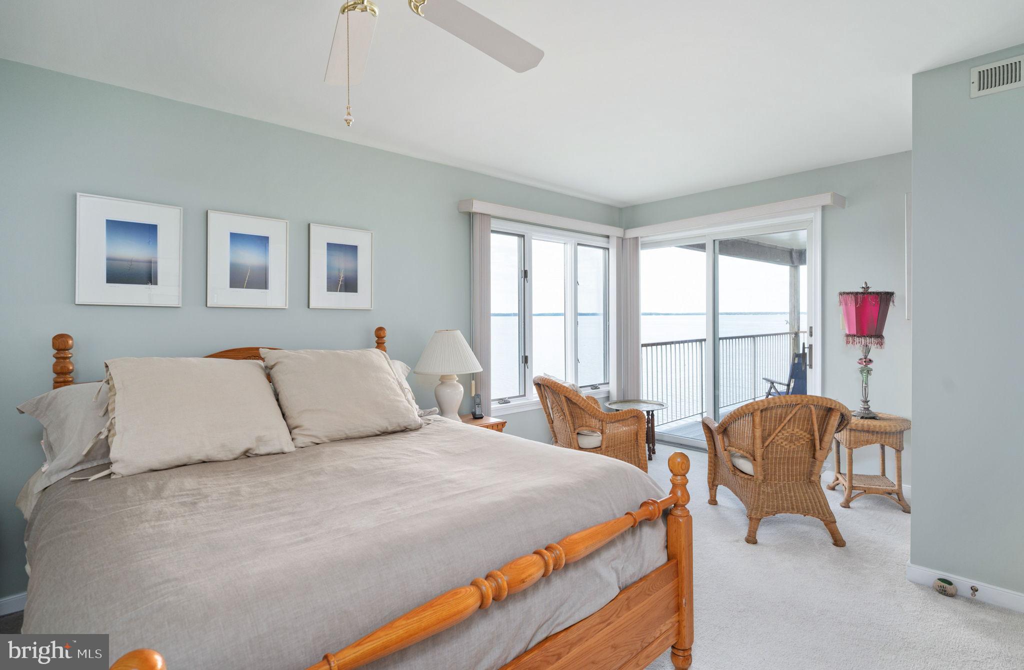 17 Lincoln Ave #304
