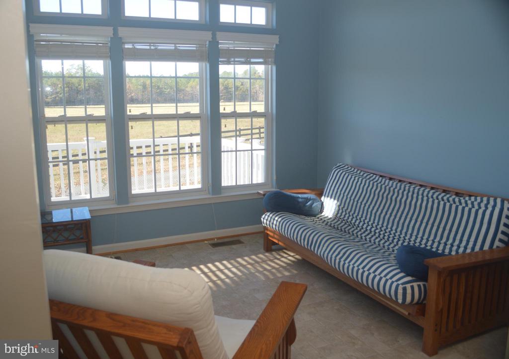 502 MONROE POINT