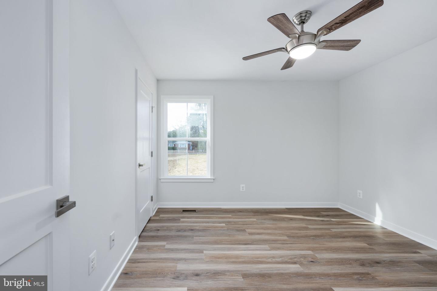 43 Monroe Dr