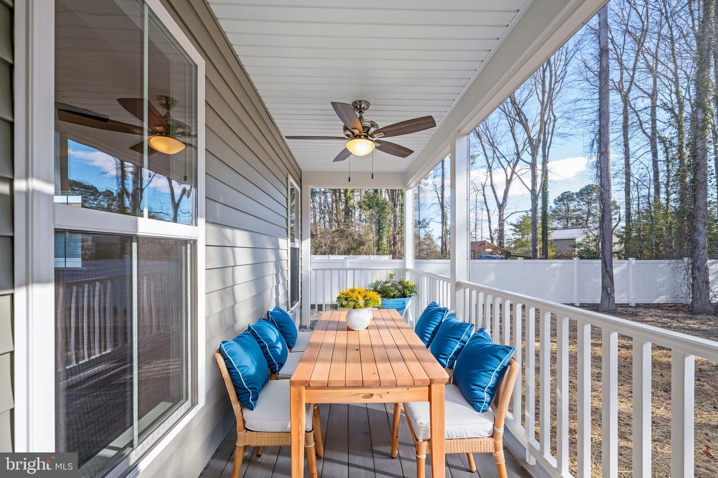 43 Monroe Dr