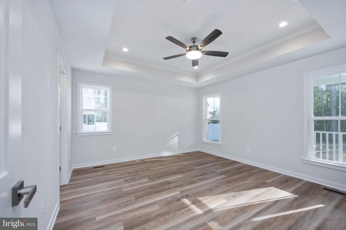 43 Monroe Dr