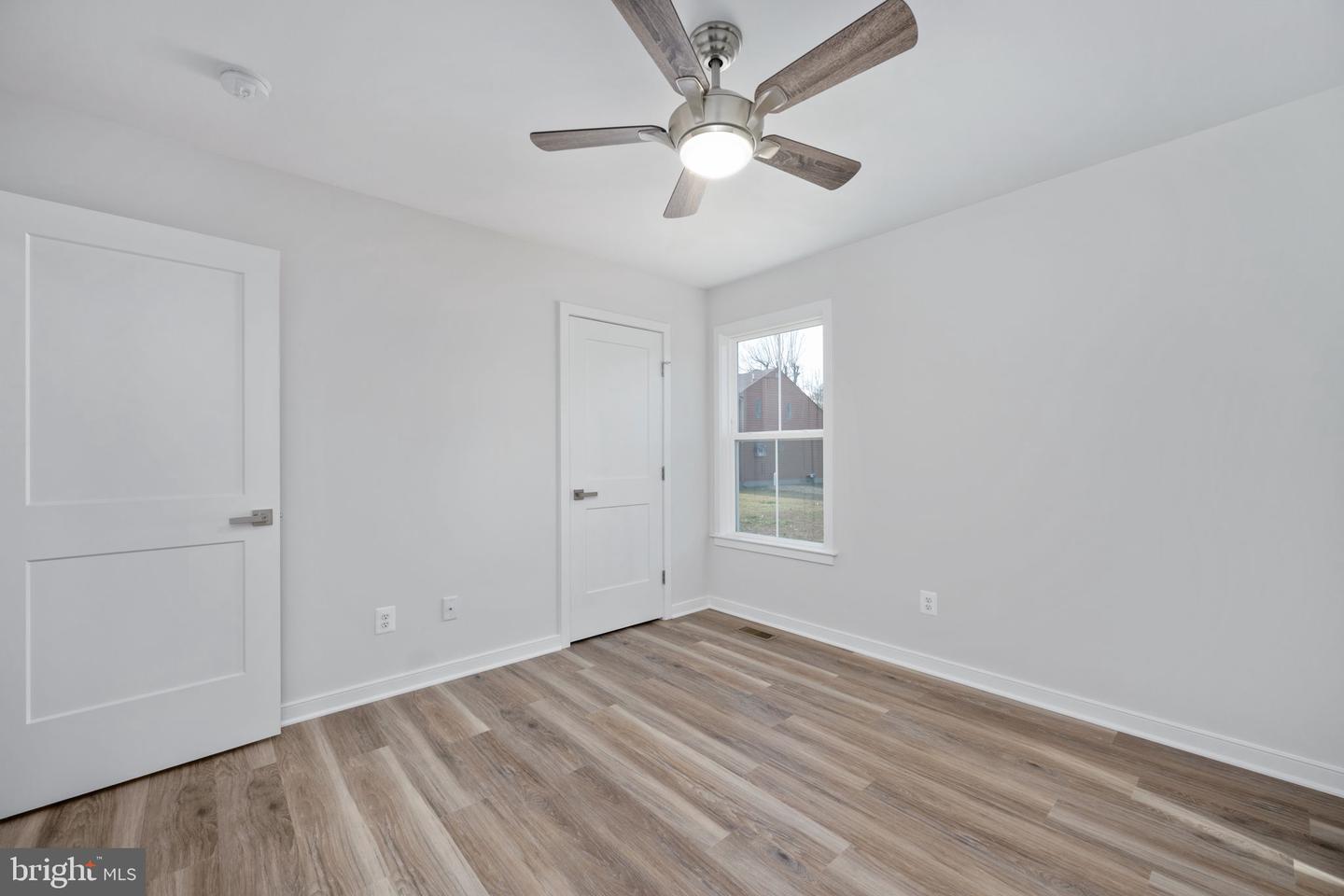 43 Monroe Dr