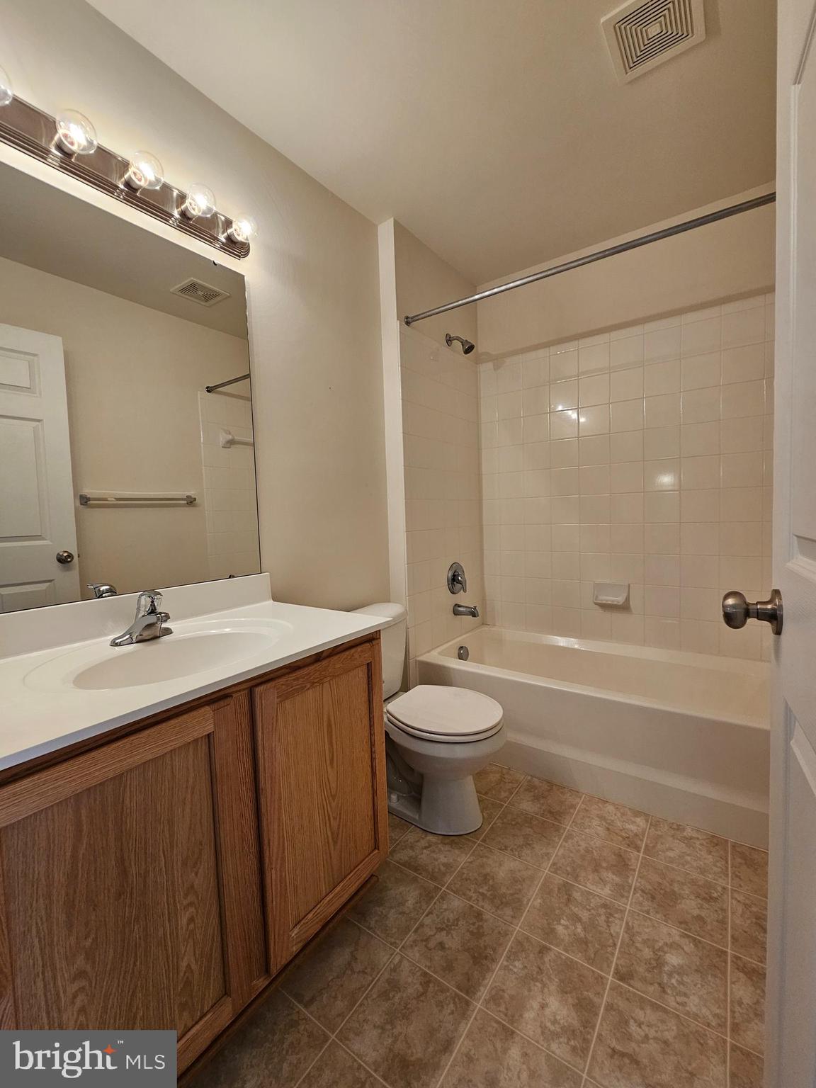 311 MONROE POINT DR