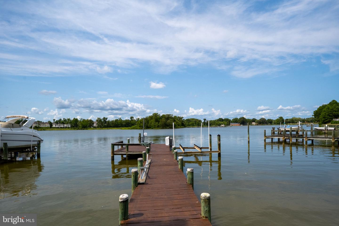 21 Waterview Pt