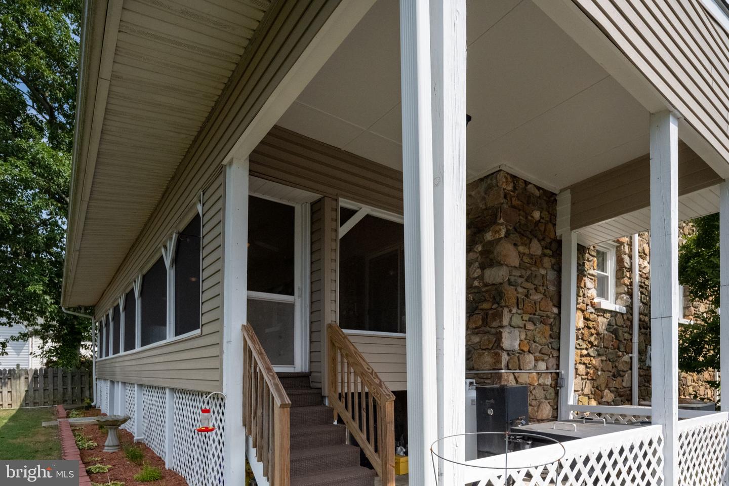 21 Waterview Pt