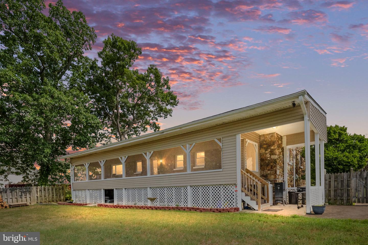 21 Waterview Pt
