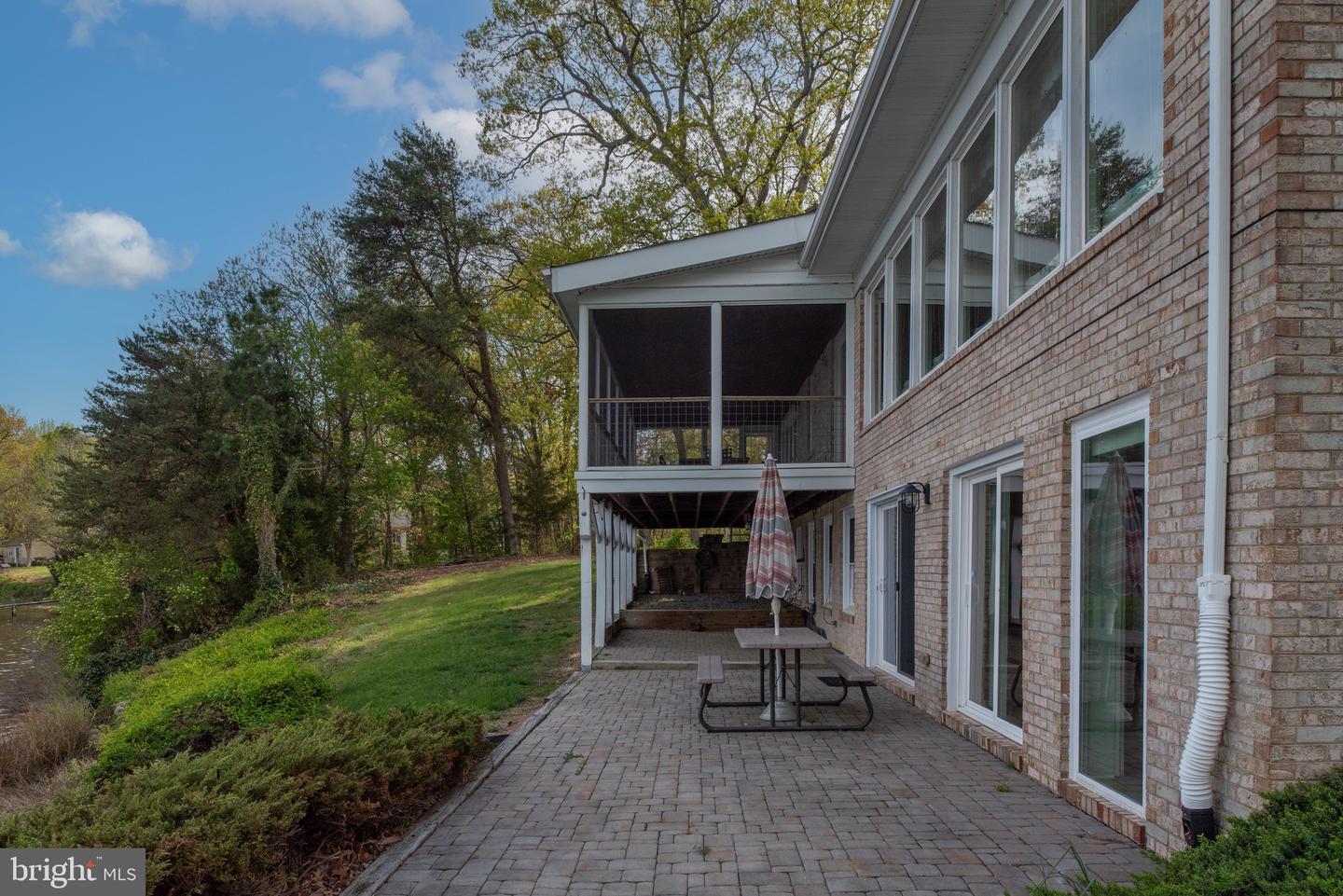 36 Waterview Point