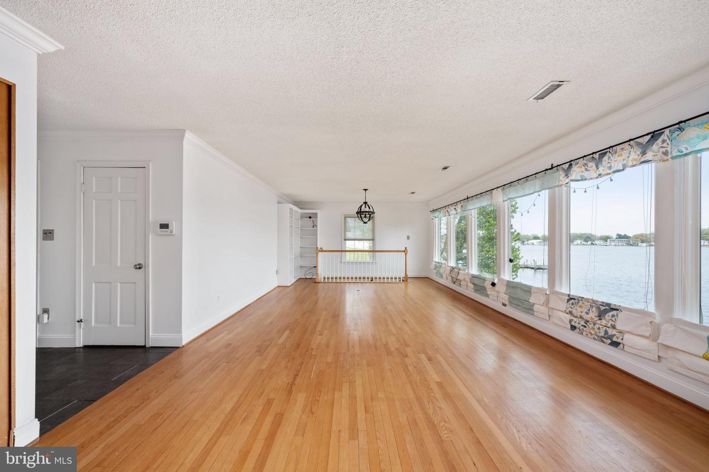 36 Waterview Point