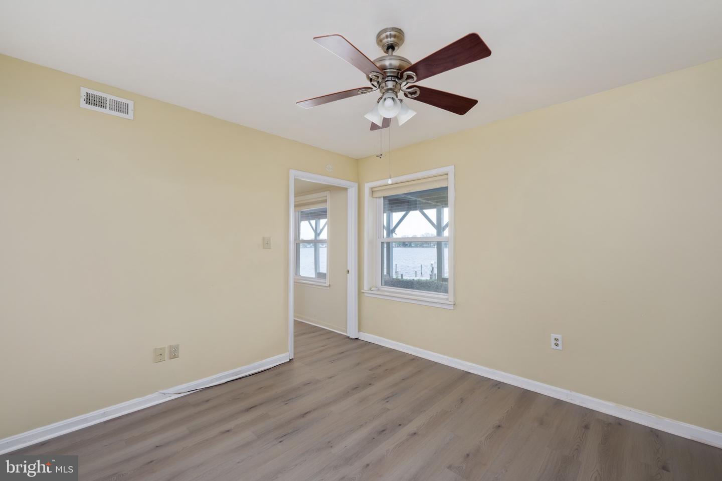 36 Waterview Point