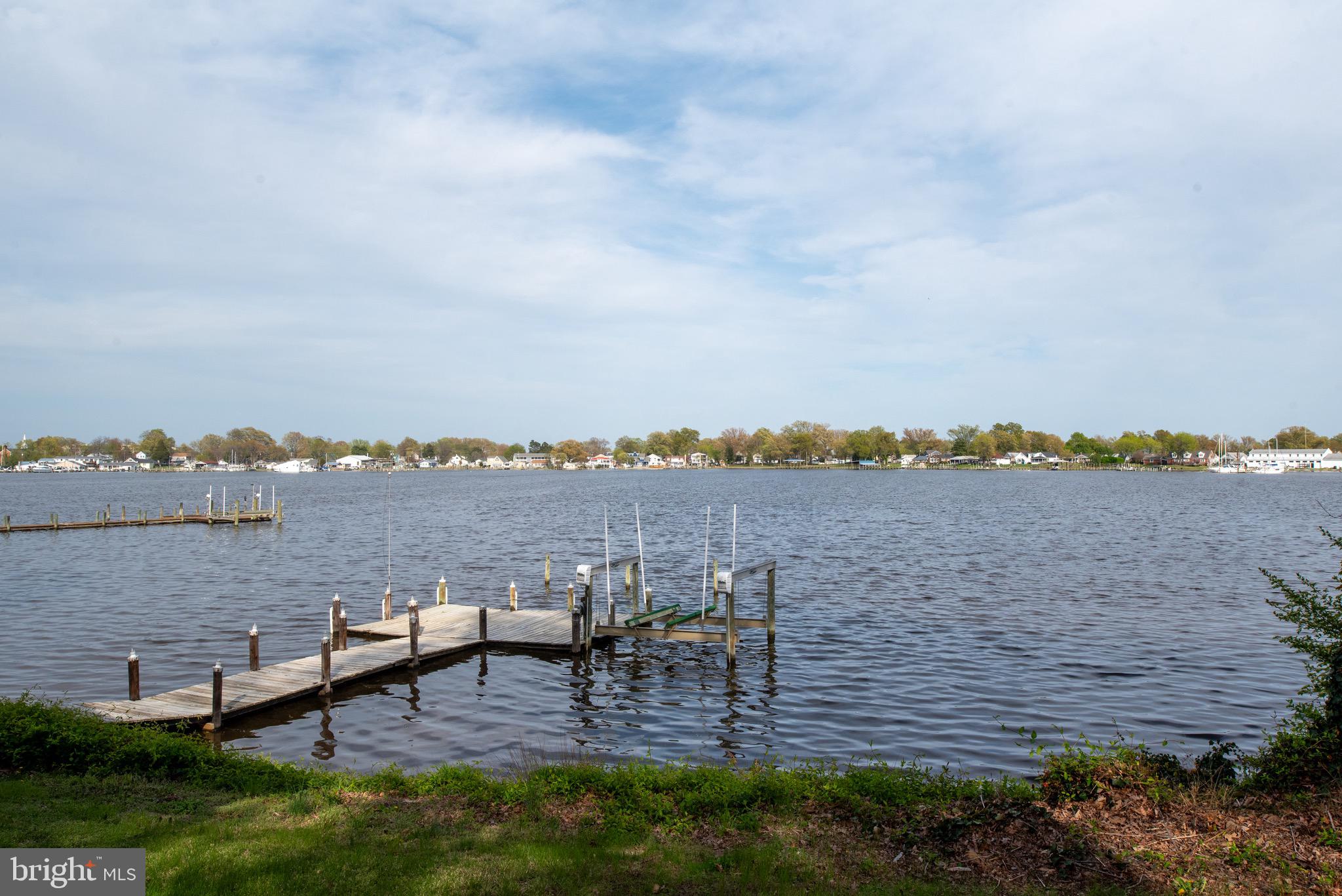 36 Waterview Point