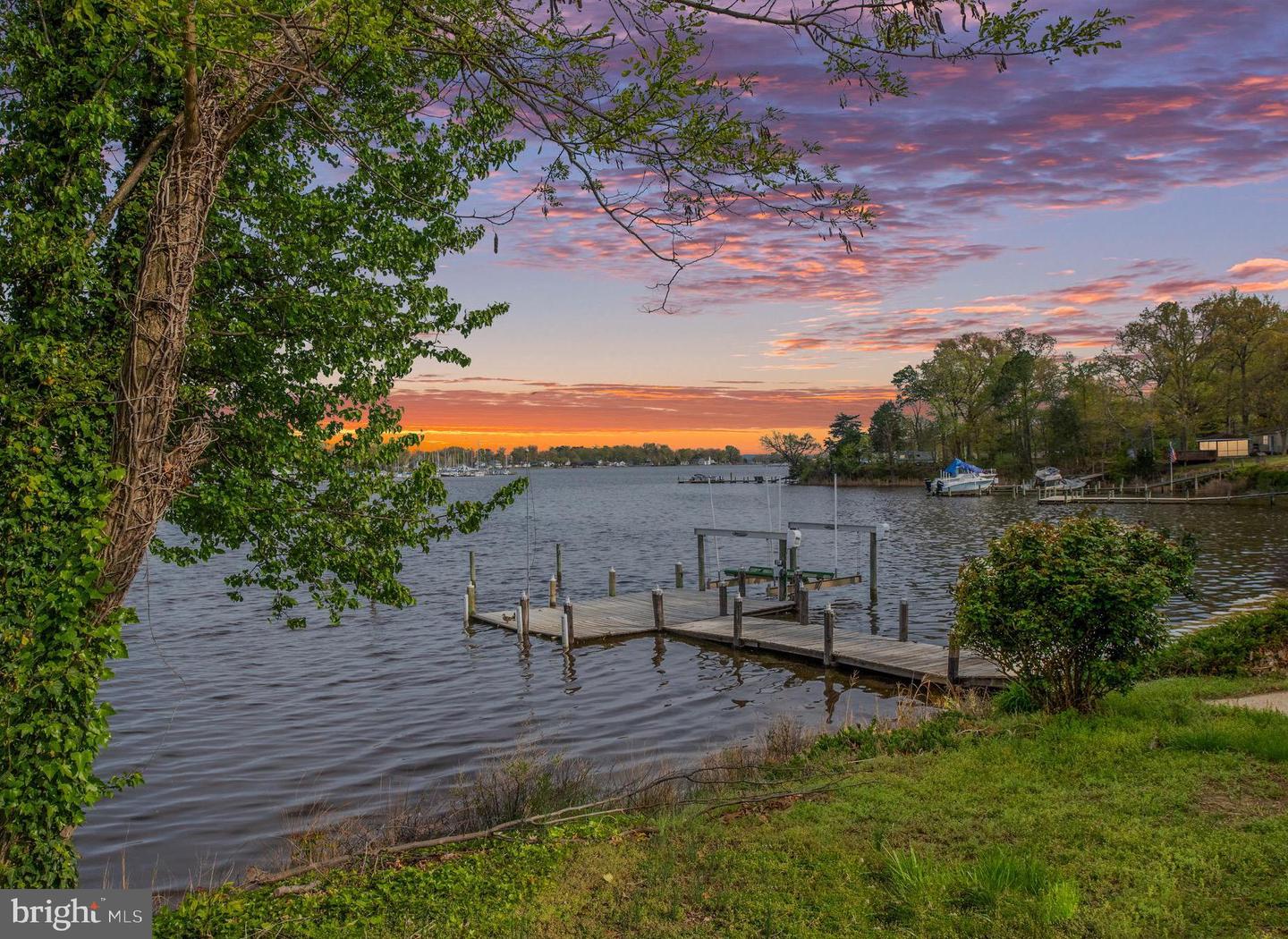 36 Waterview Point