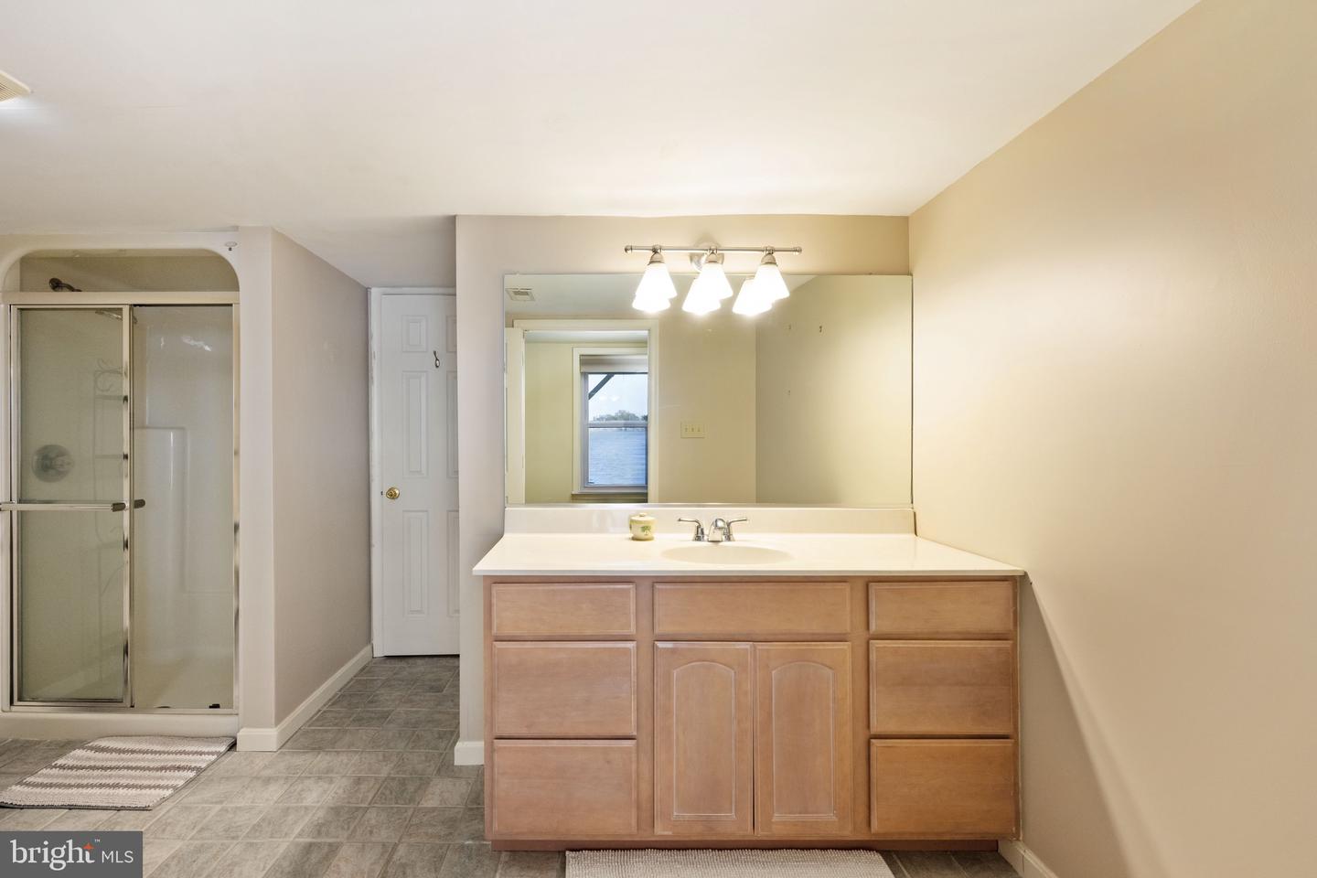 36 Waterview Point