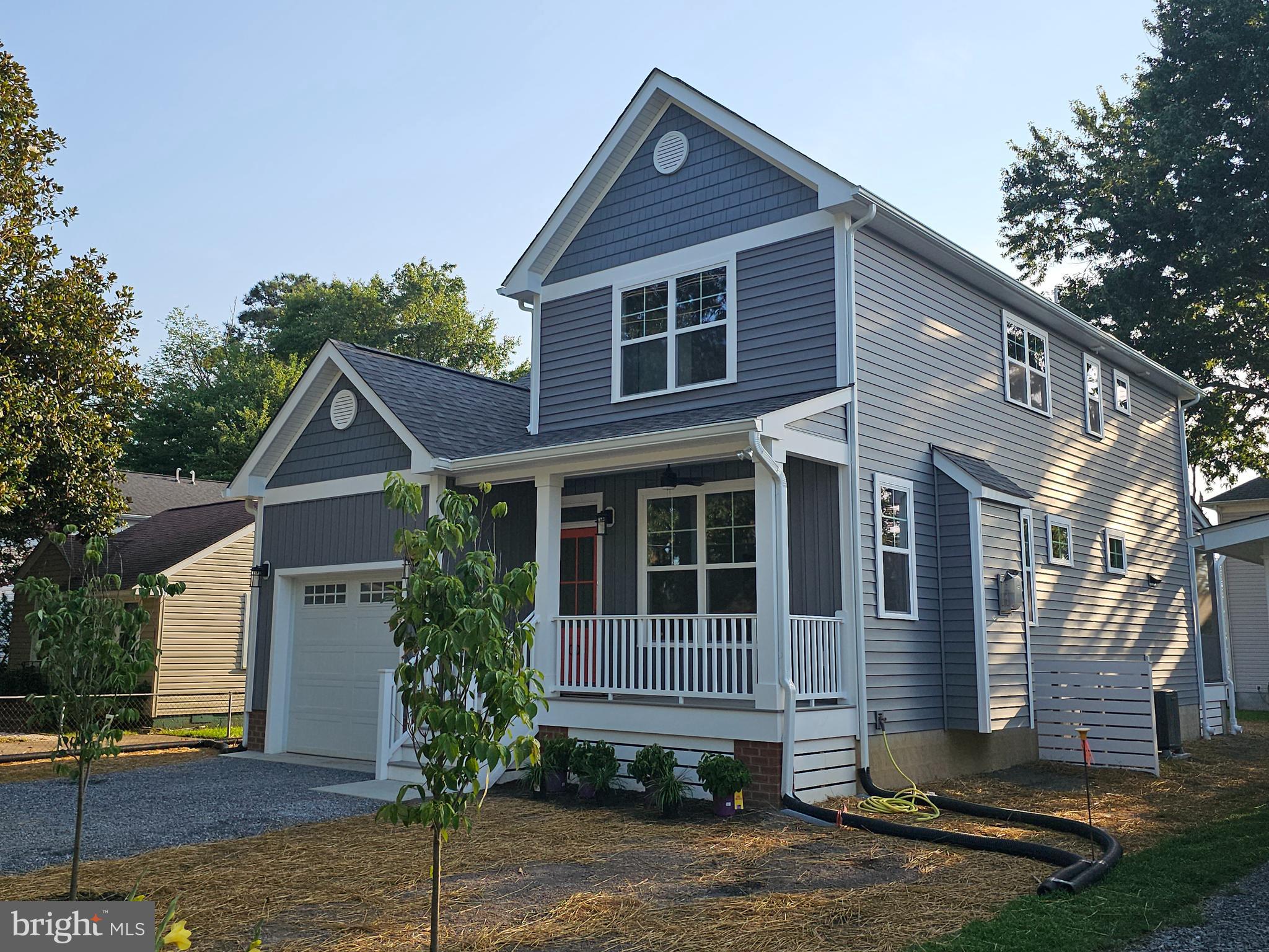 1005 Bancroft Ave
