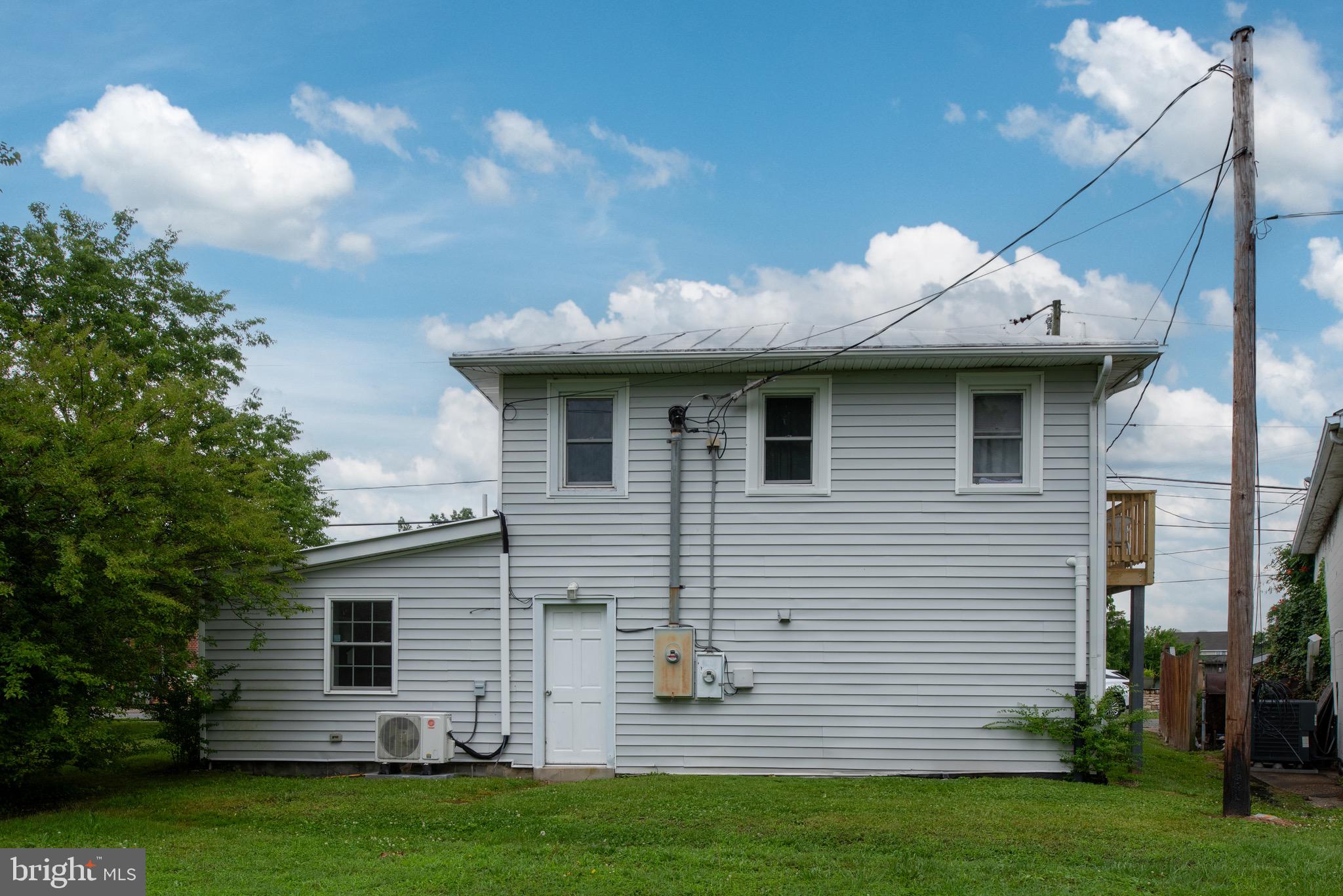 215 N Irving Ave