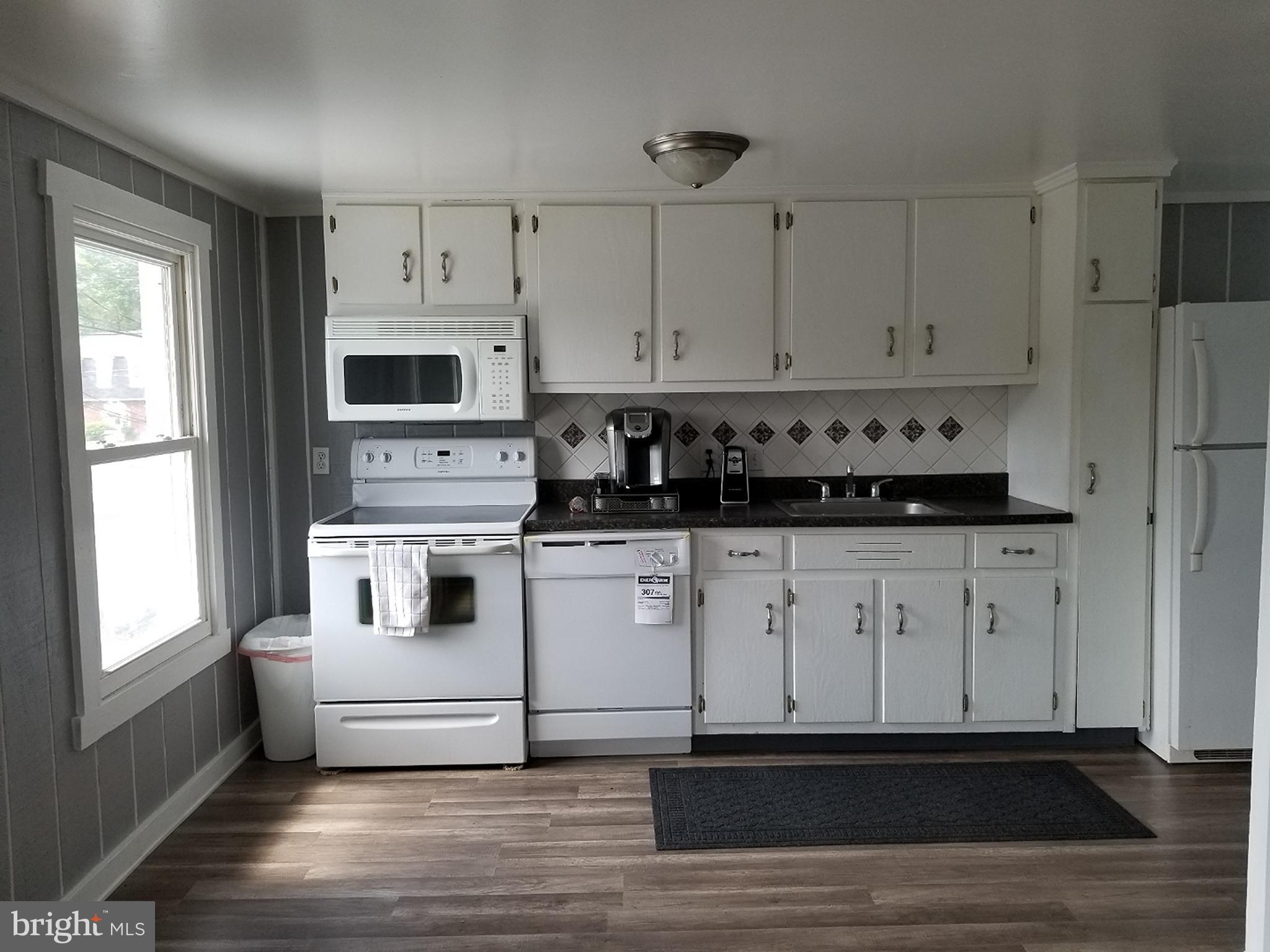 215 N Irving Ave