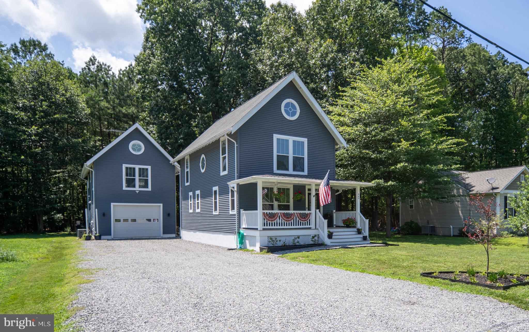 449 Wakefield Dr