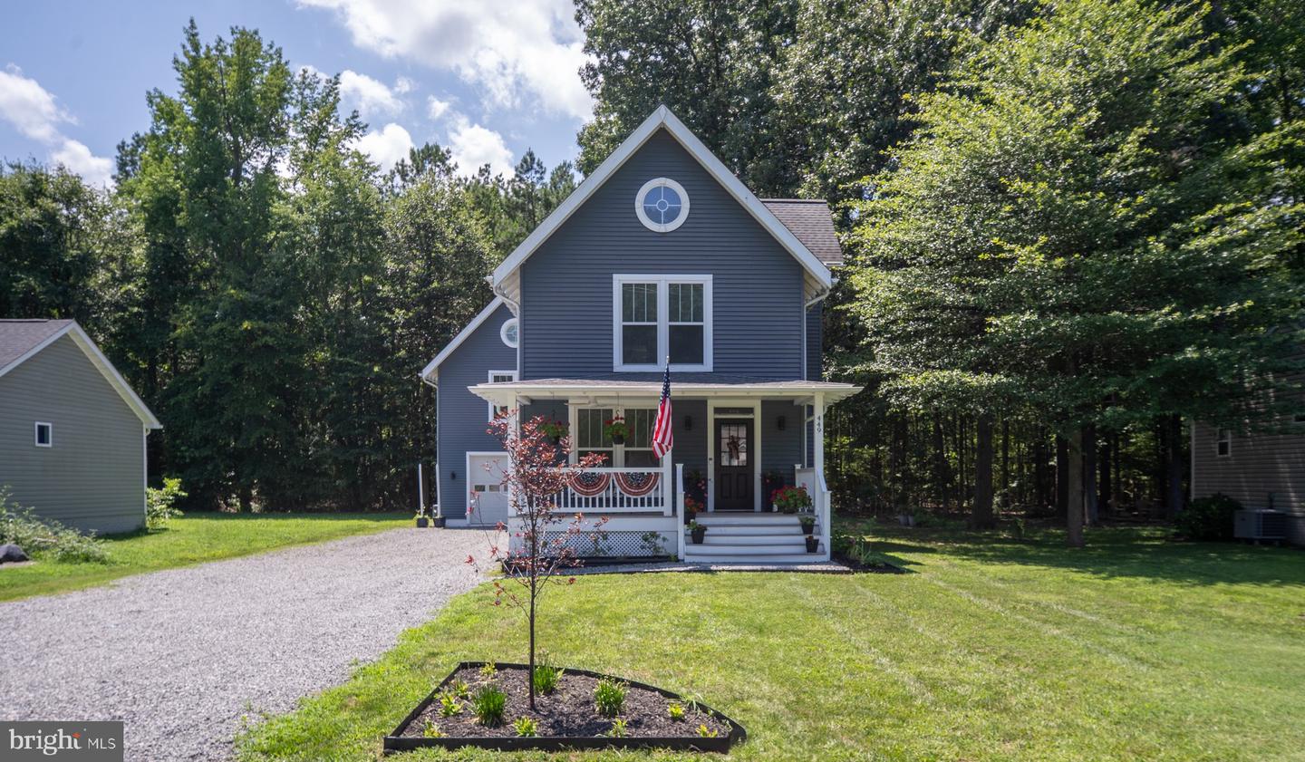 449 Wakefield Dr