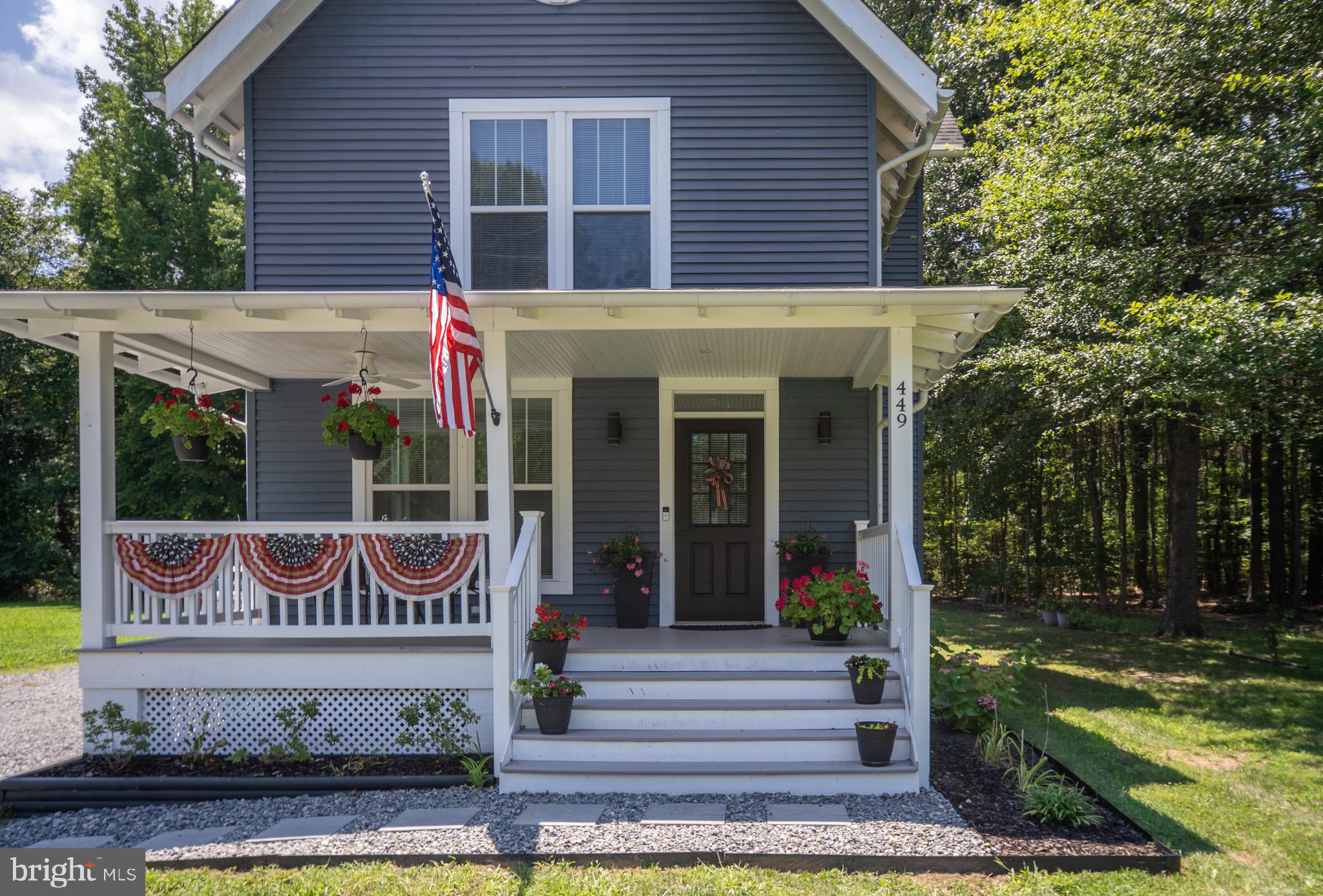 449 Wakefield Dr
