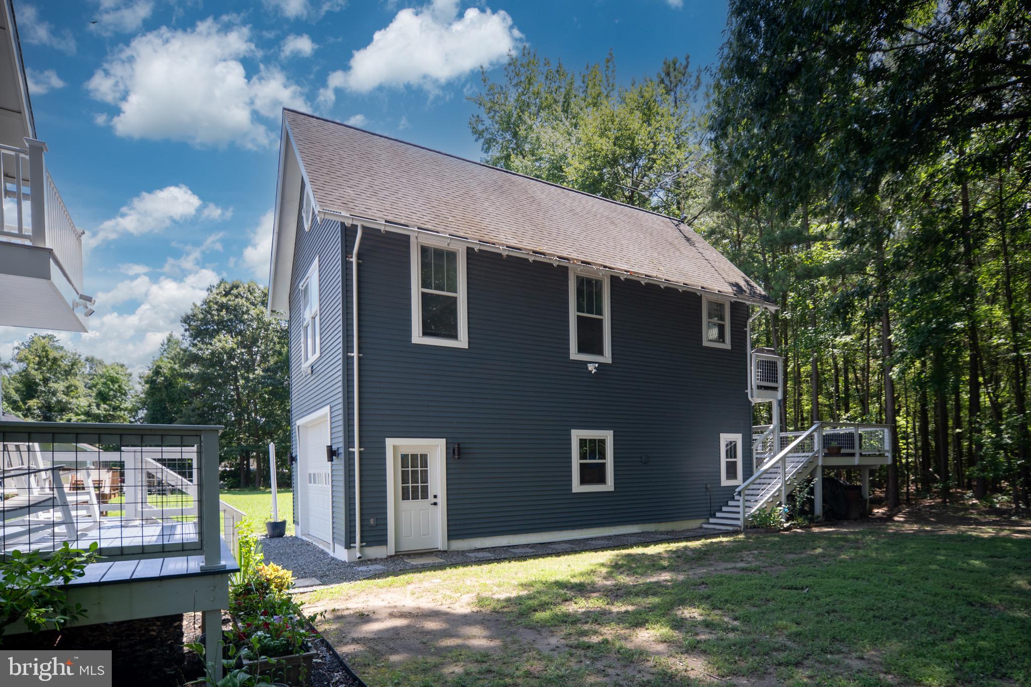 449 Wakefield Dr
