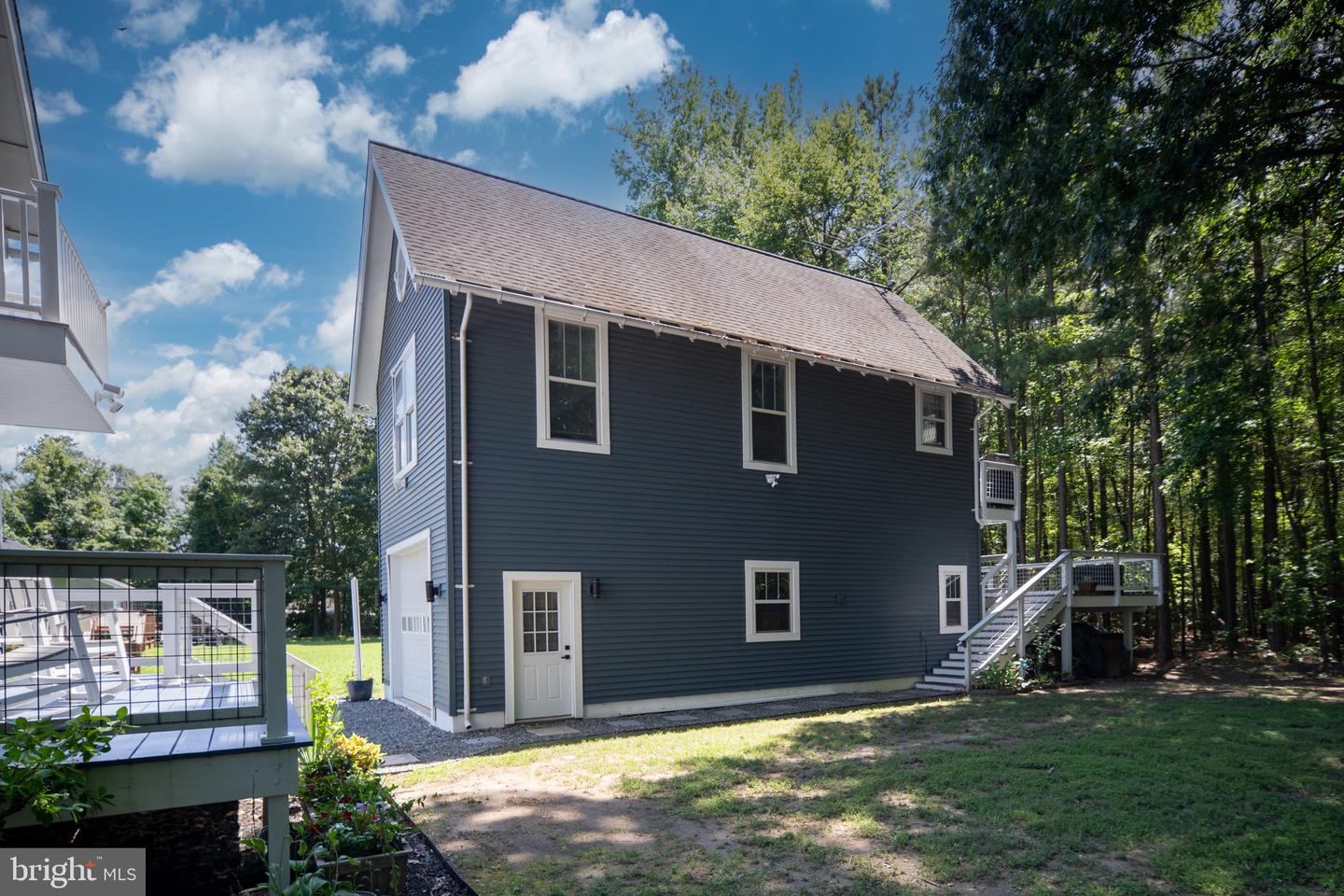 449 Wakefield Dr
