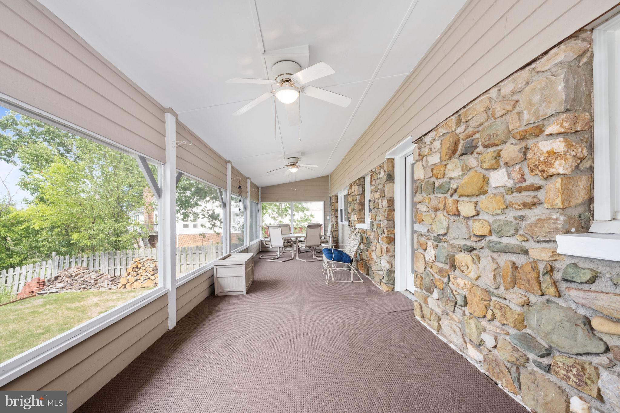 21 WATERVIEW POINT