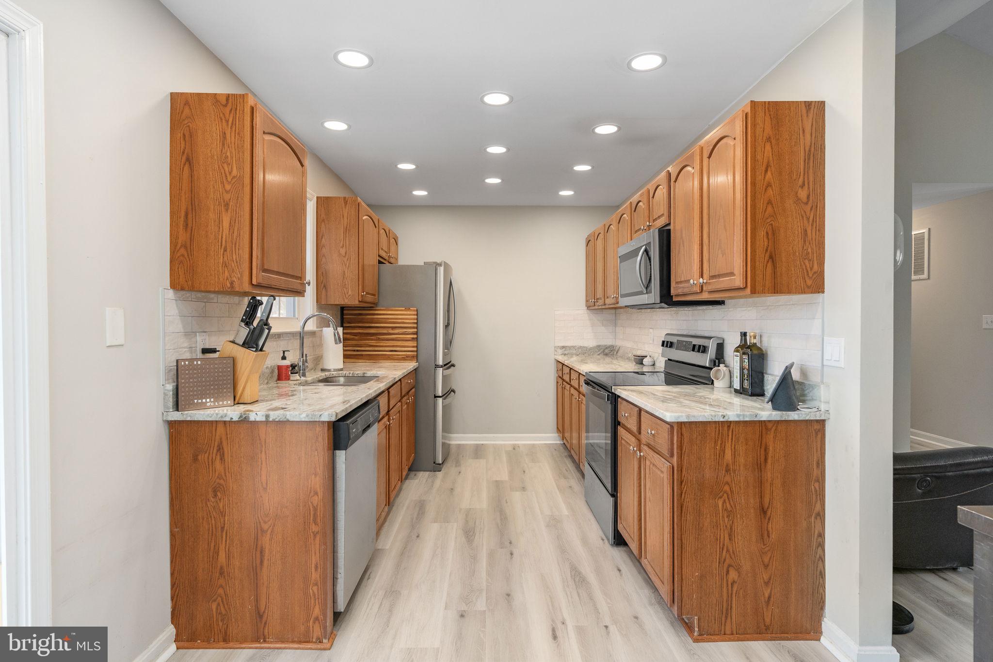 219 SANTA MARIA AVENUE