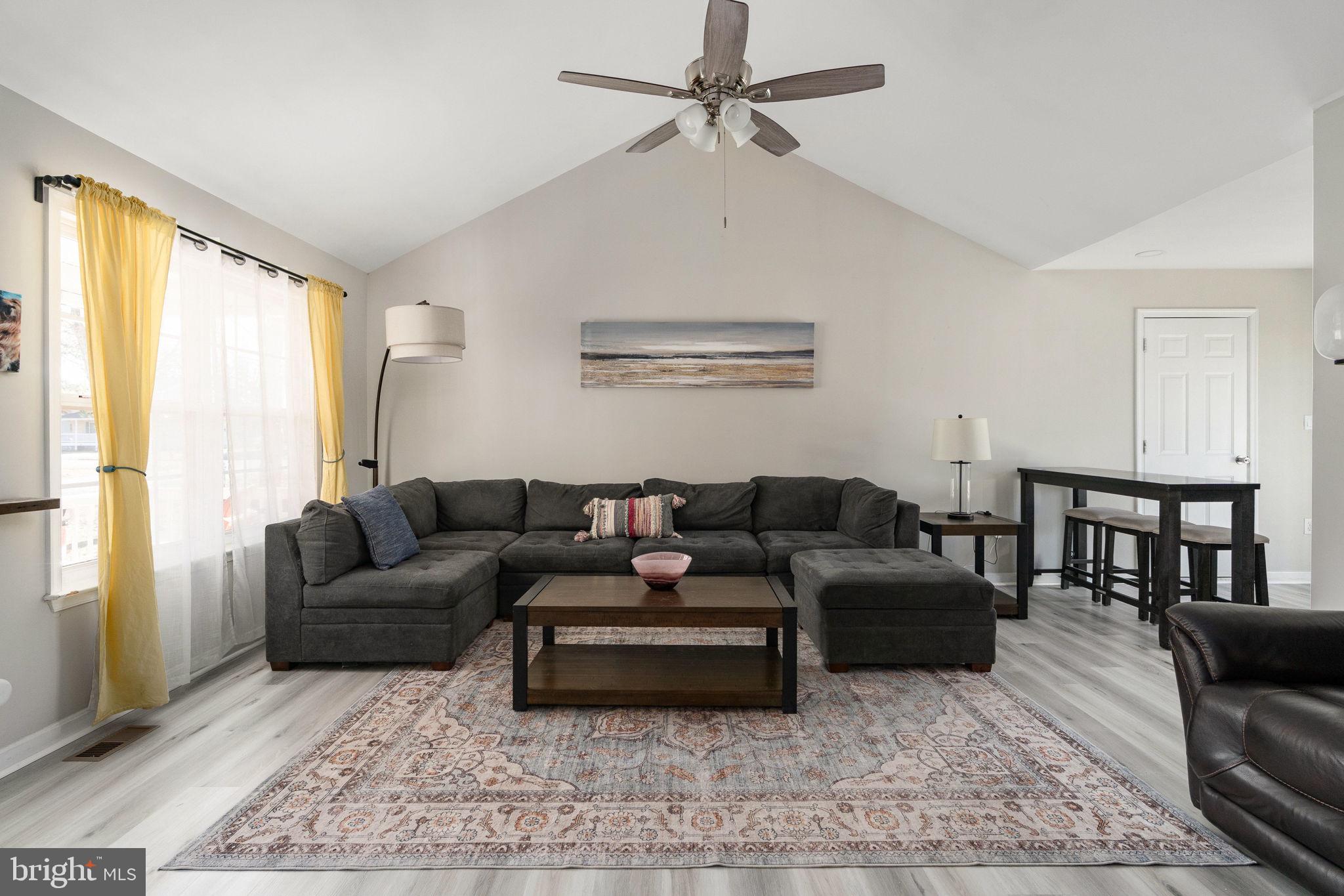 219 SANTA MARIA AVENUE